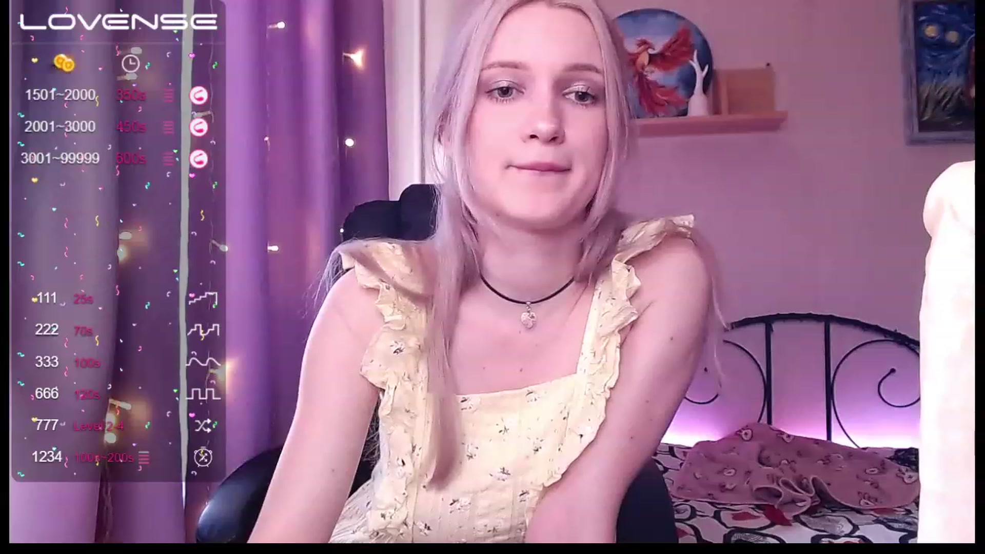 Gallery image thumbnail from Red_joan's myfreecams stream on, 06/04/2023, 15:15 image 19 of 20