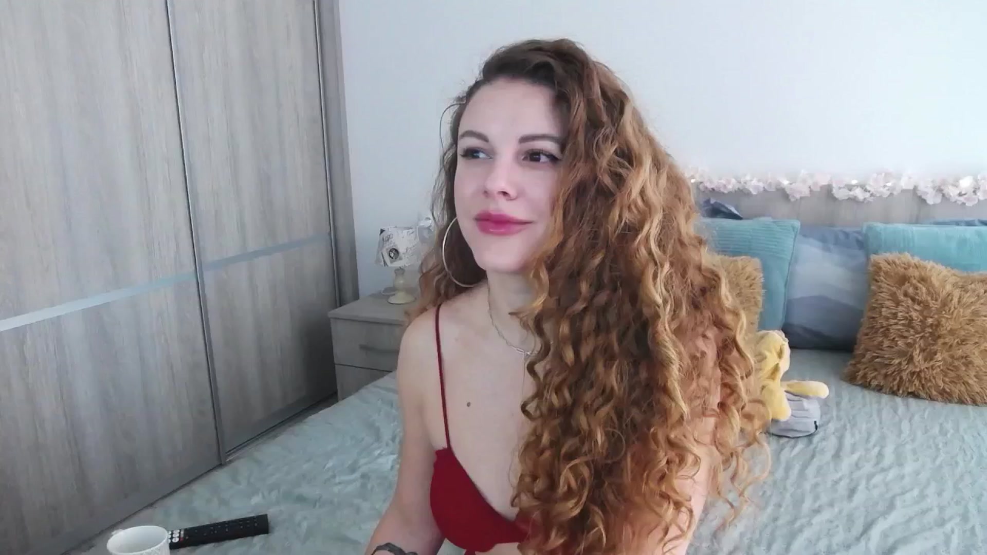 Gallery image thumbnail from Redhead_Aggie's myfreecams stream on, 05/27/2025, 08:49 image 15 of 20