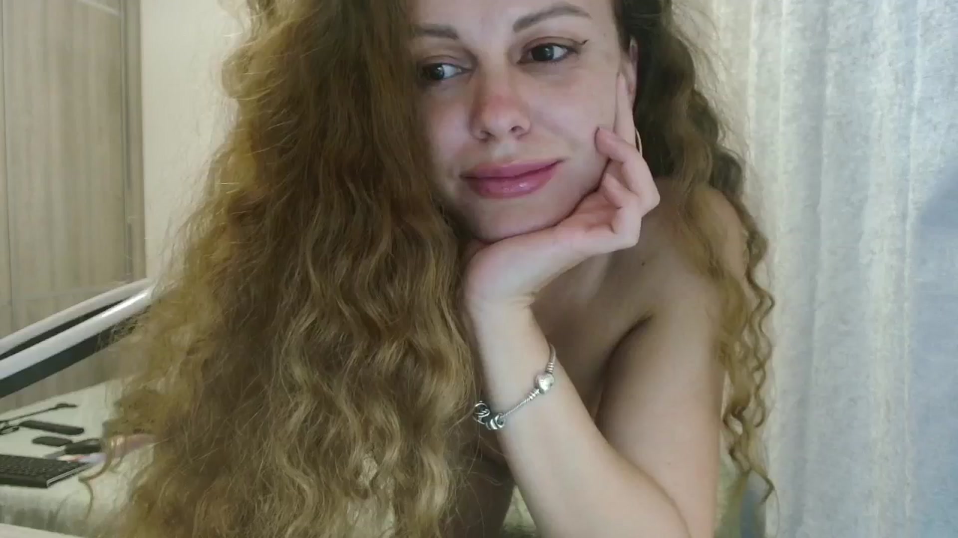 Gallery image thumbnail from Redhead_Aggie's myfreecams stream on, 09/03/2025, 17:28 image 17 of 20