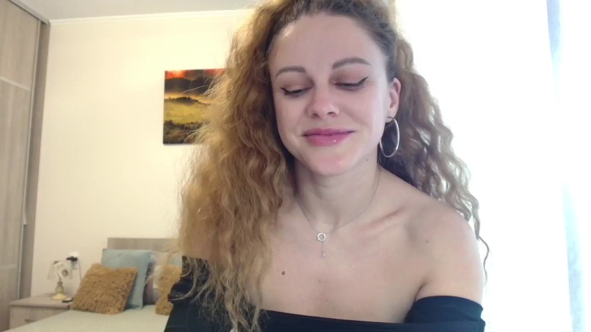 Gallery image thumbnail from Redhead_Aggie's myfreecams stream on, 09/04/2025, 15:44 image 8 of 20