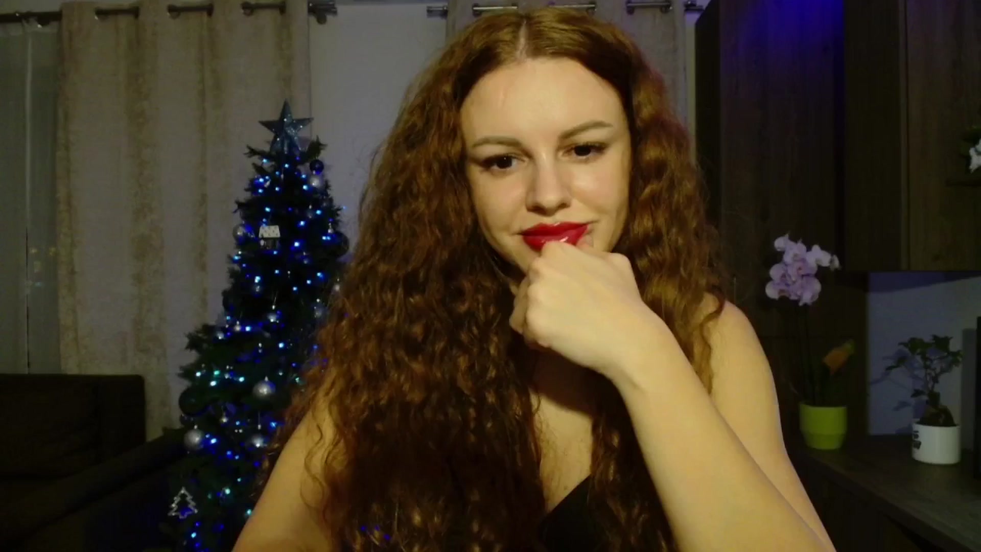 Gallery image thumbnail from Redhead_Aggie's myfreecams stream on, 12/03/2025, 19:27 image 9 of 20