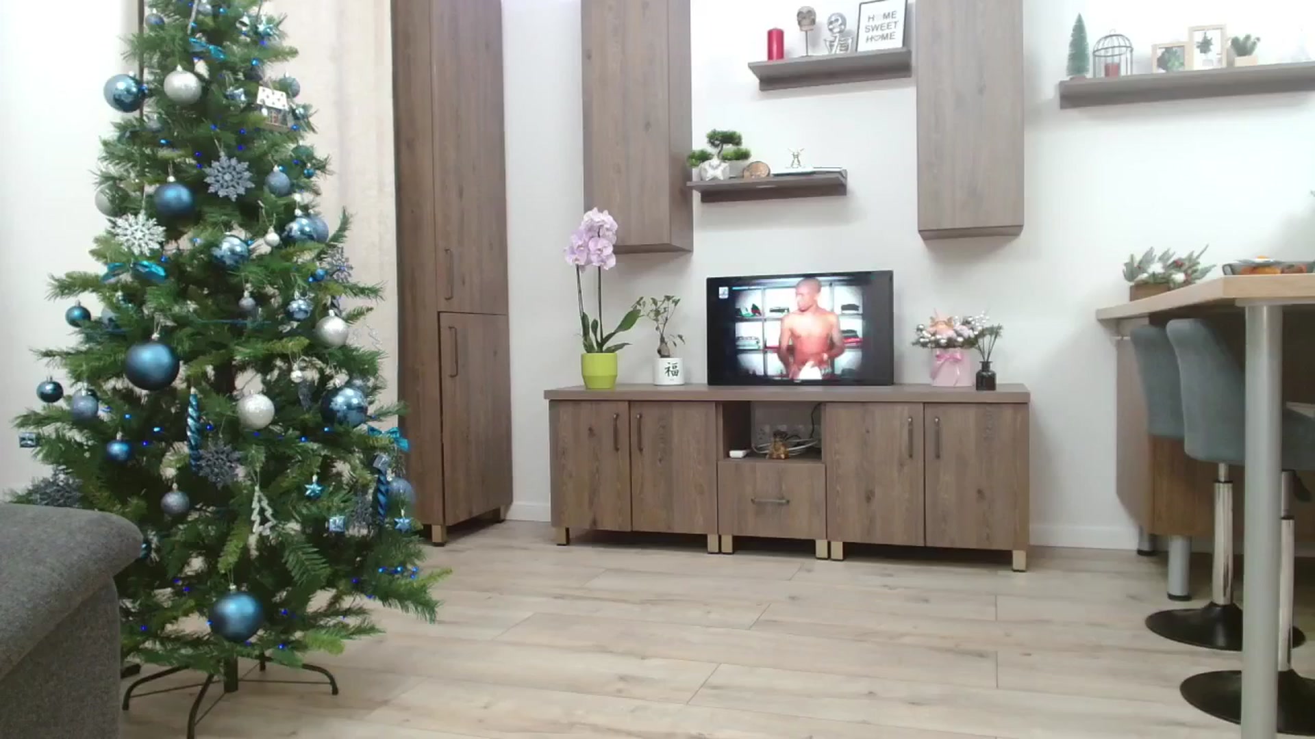 Gallery image thumbnail from Redhead_Aggie's myfreecams stream on, 12/12/2025, 15:49 image 1 of 20