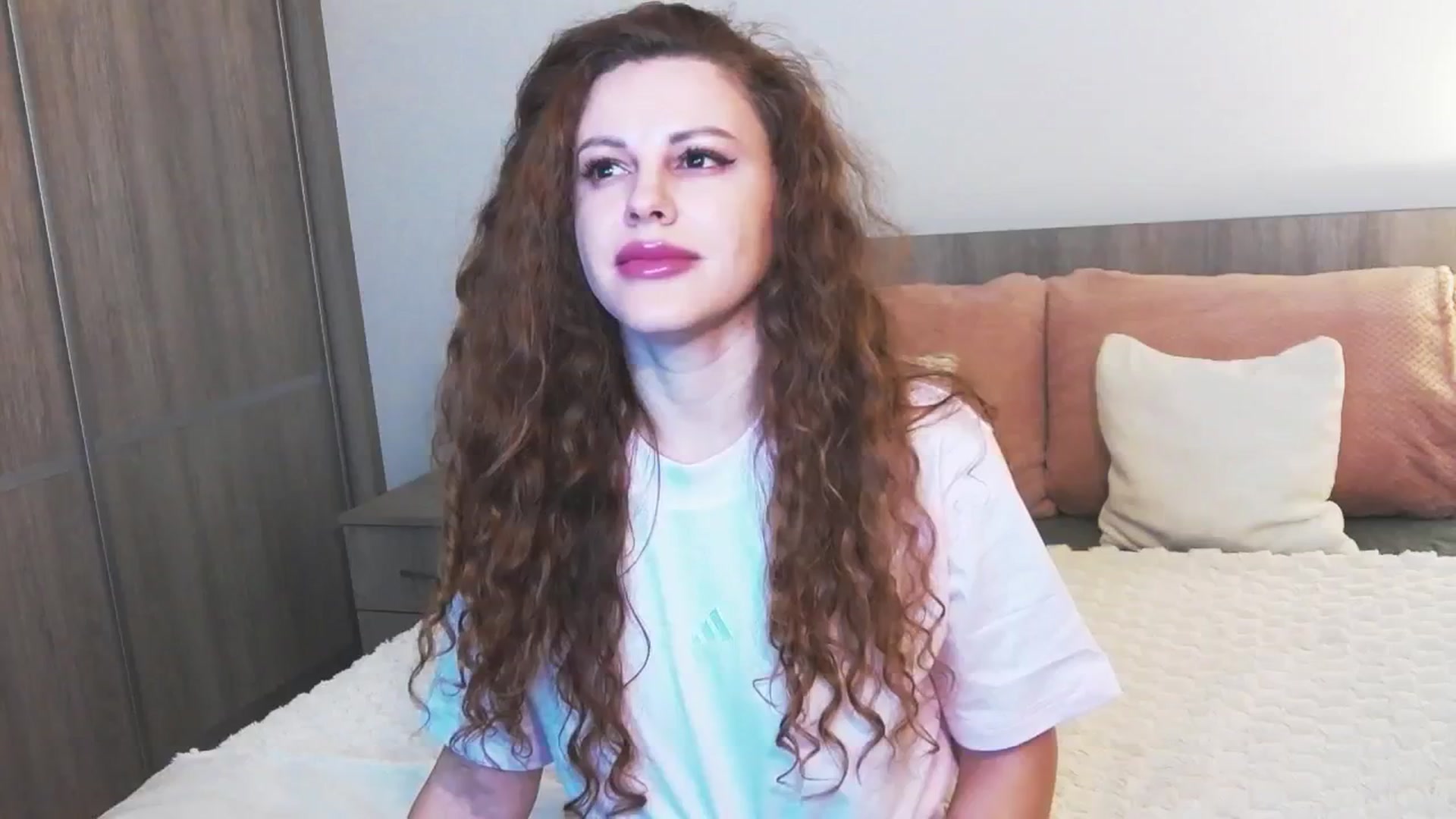 Gallery image thumbnail from Redhead_Aggie's myfreecams stream on, 12/14/2025, 17:08 image 6 of 20