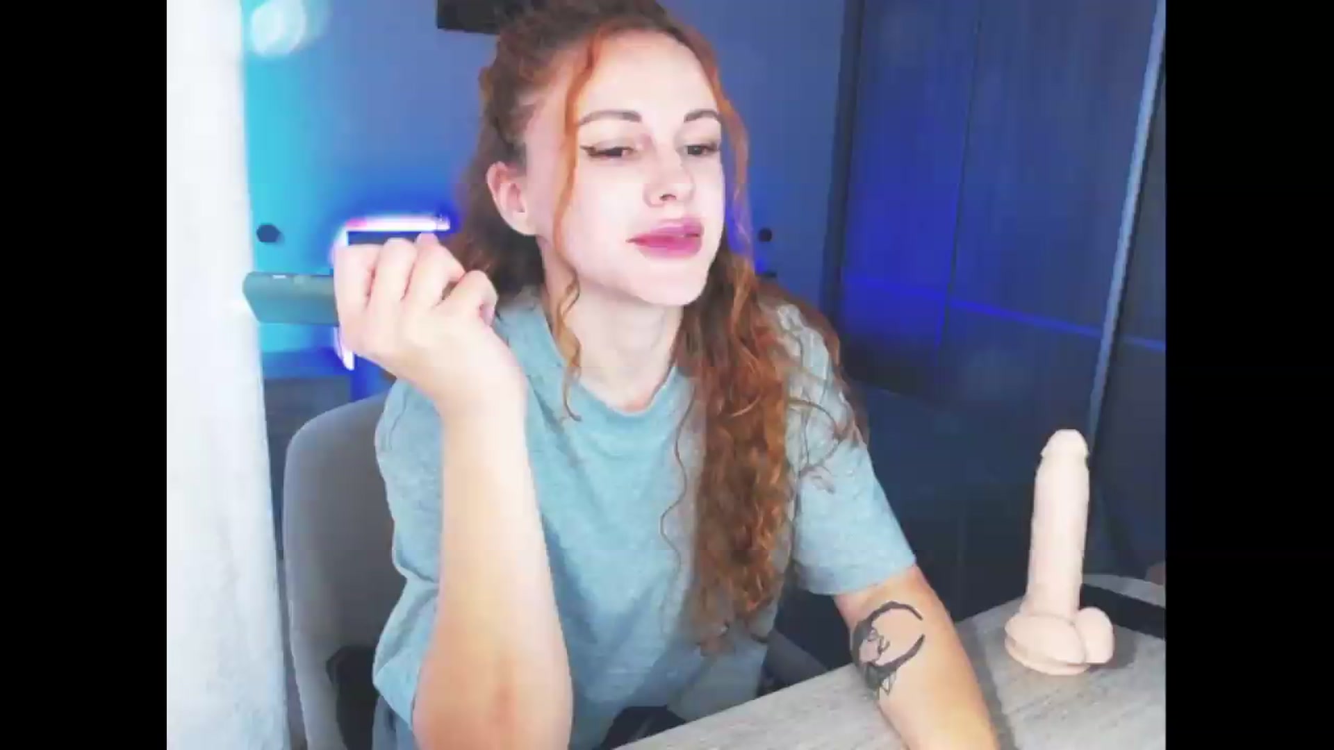 Gallery image thumbnail from Redhead_Aggie's myfreecams stream on, 06/11/2026, 17:25 image 17 of 20