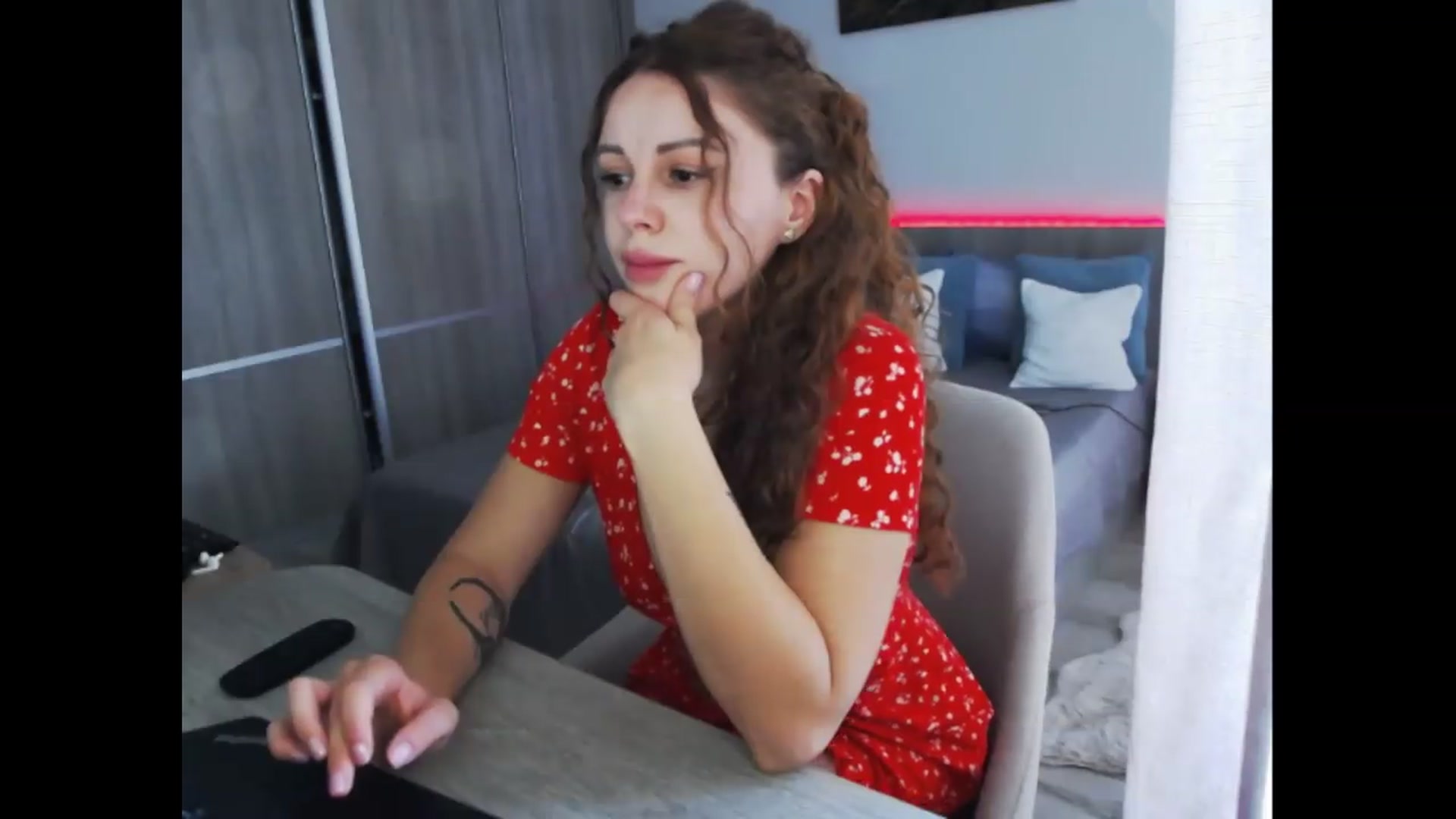 Gallery image thumbnail from Redhead_Aggie's myfreecams stream on, 07/21/2026, 11:39 image 19 of 20
