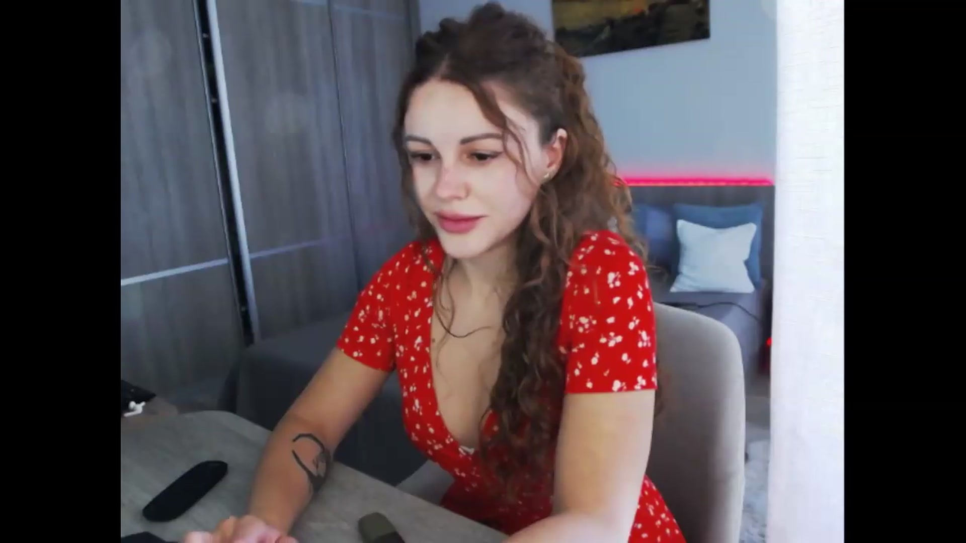 Gallery image thumbnail from Redhead_Aggie's myfreecams stream on, 07/21/2026, 11:39 image 7 of 20
