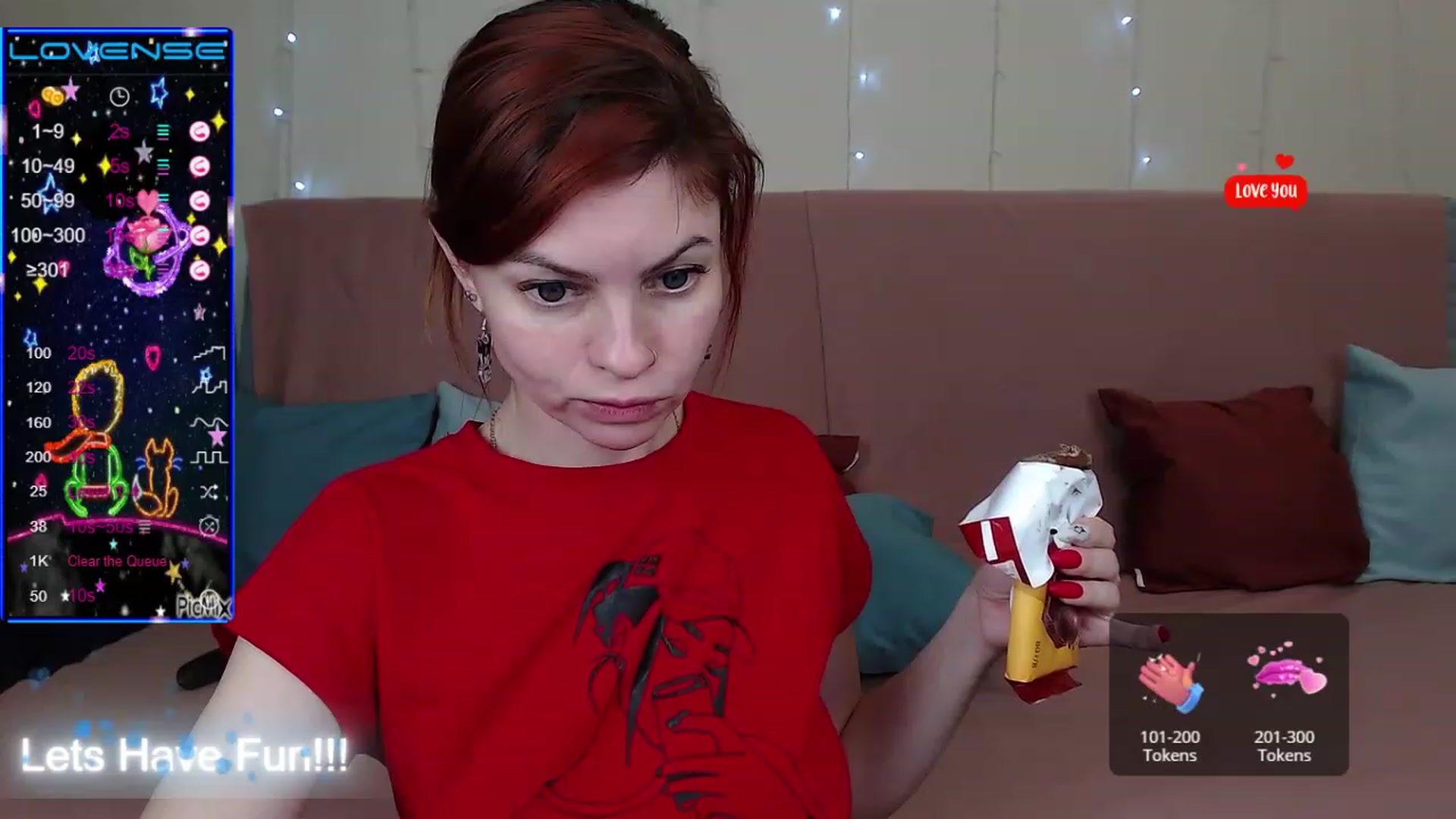 Gallery image thumbnail from Redhead_foxie's myfreecams stream on, 12/18/2022, 17:54 image 3 of 20