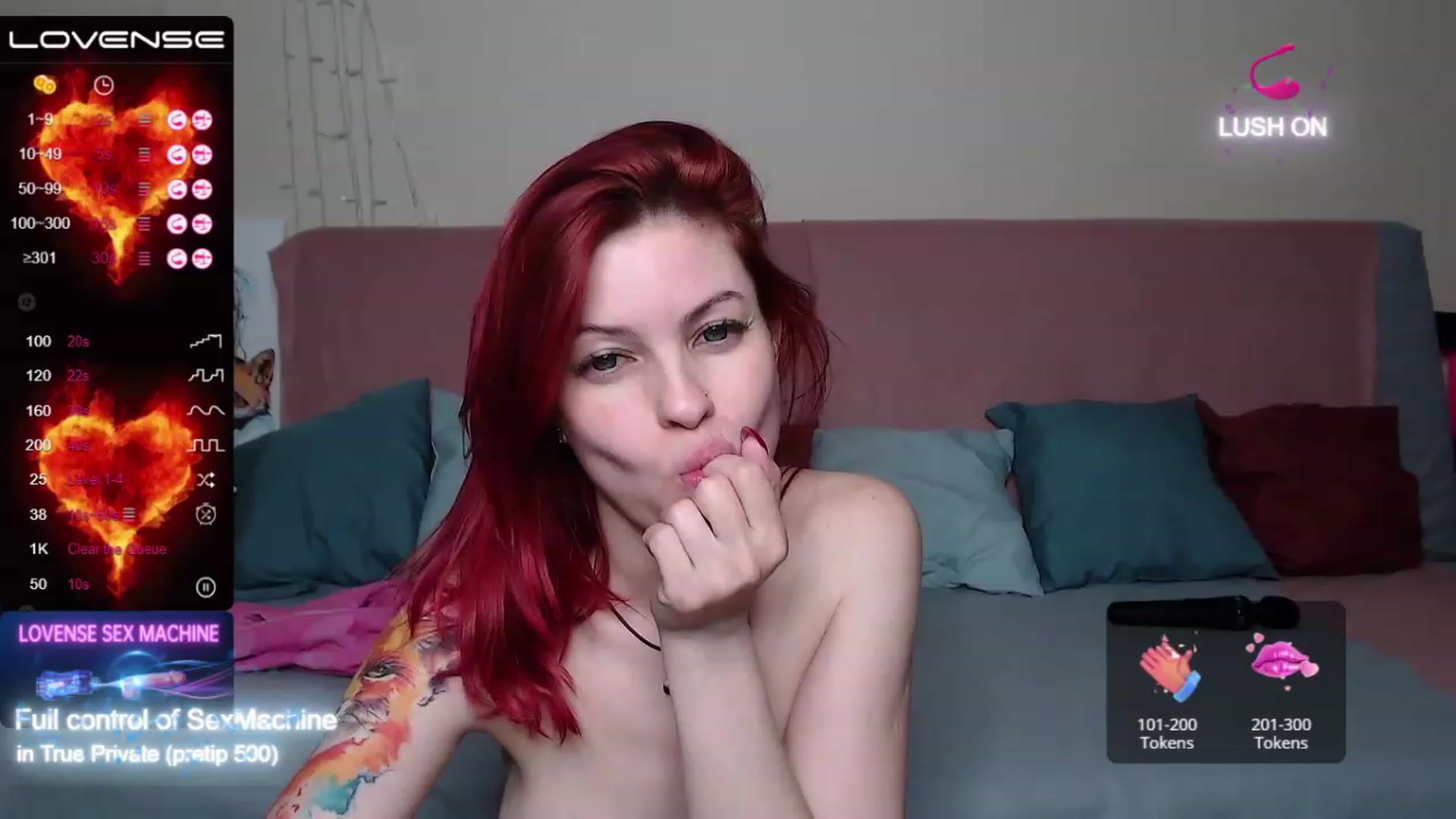 Gallery image thumbnail from Redhead_foxie's myfreecams stream on, 04/11/2023, 13:00 image 7 of 20
