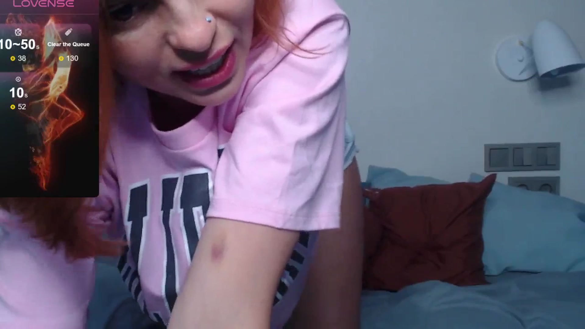 Gallery image thumbnail from Redhead_foxie's myfreecams stream on, 06/11/2024, 04:51 image 15 of 20