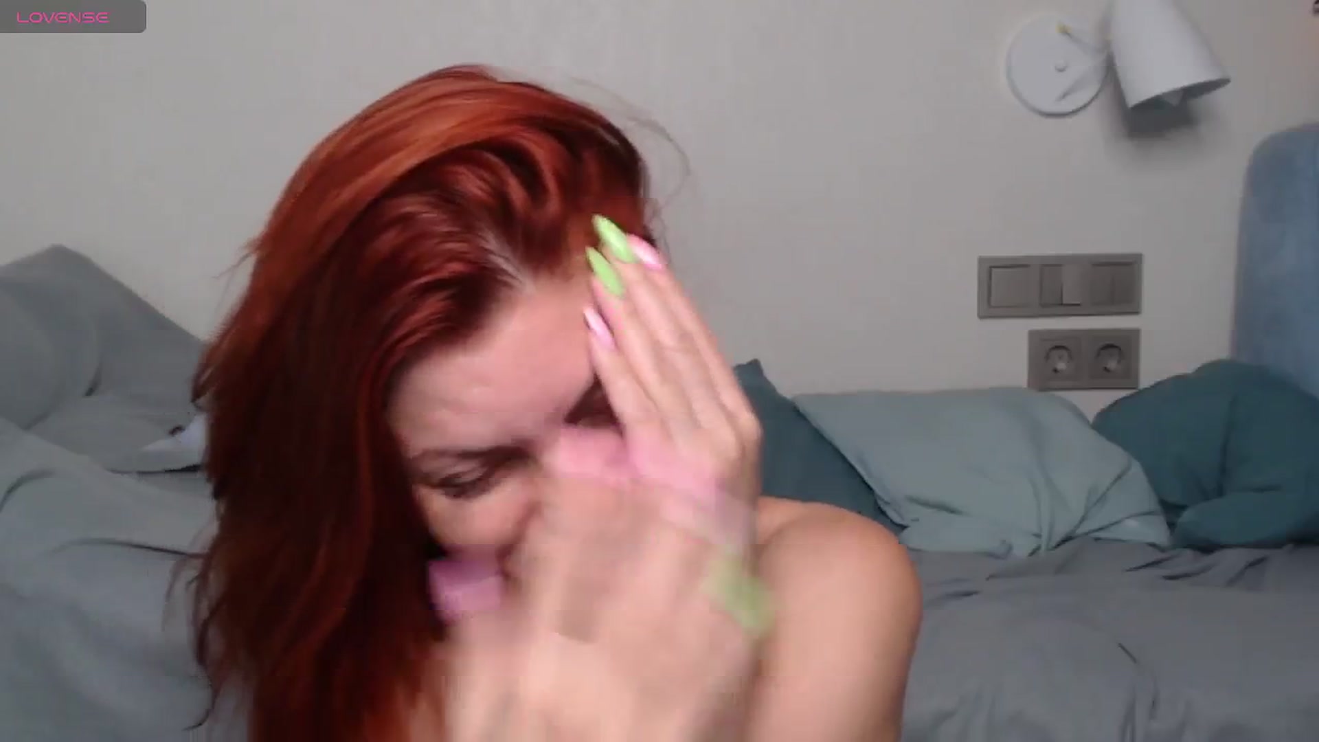 Gallery image thumbnail from Redhead_foxie's myfreecams stream on, 08/06/2024, 19:28 image 9 of 20