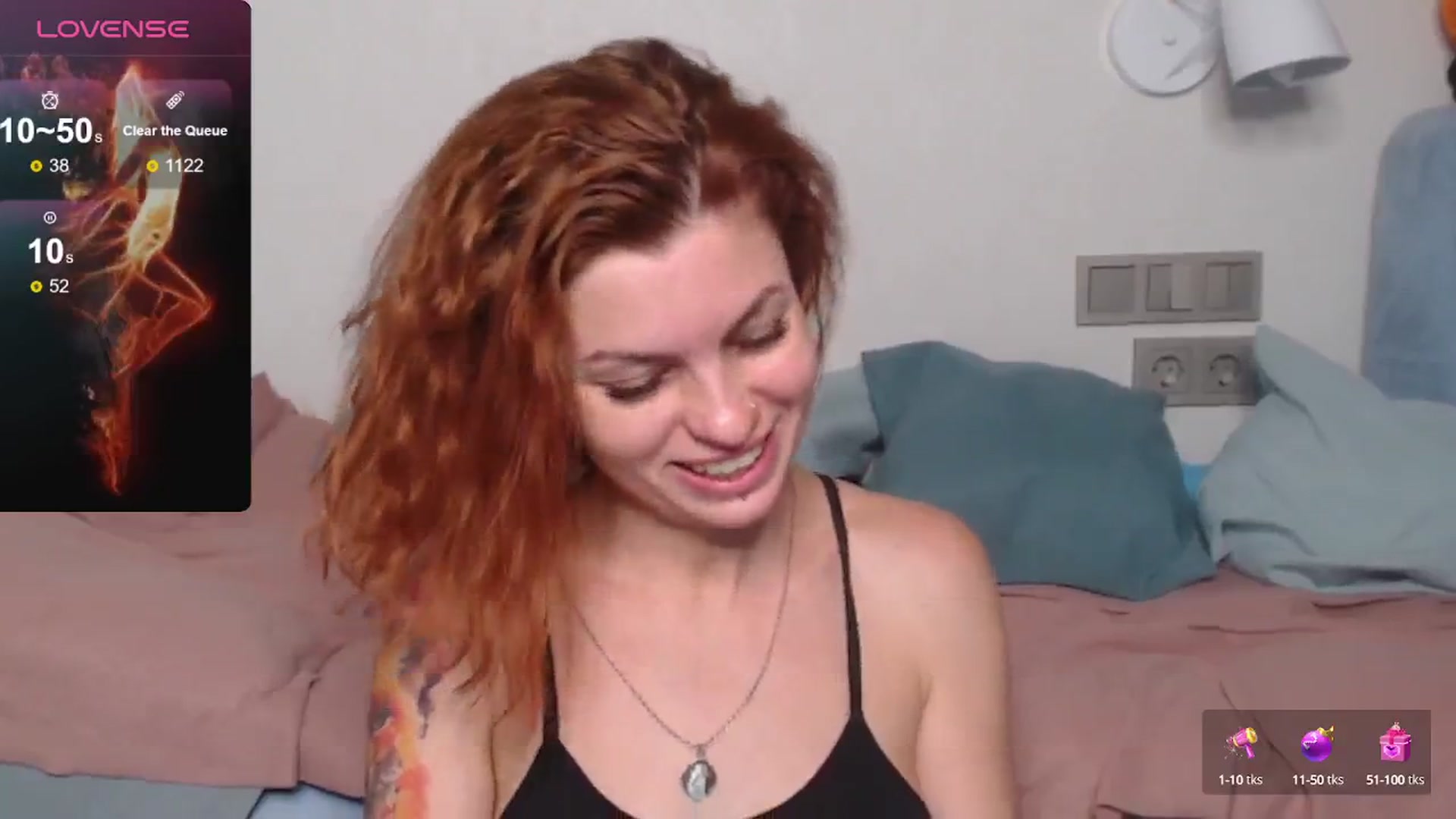 Gallery image thumbnail from Redhead_foxie's myfreecams stream on, 08/29/2024, 13:14 image 12 of 20