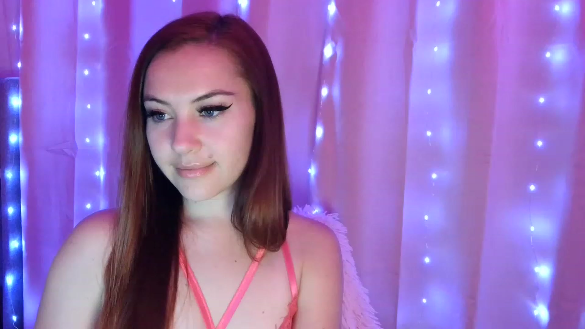 Gallery image thumbnail from Redheademmi's myfreecams stream on, 02/09/2023, 06:44 image 7 of 20