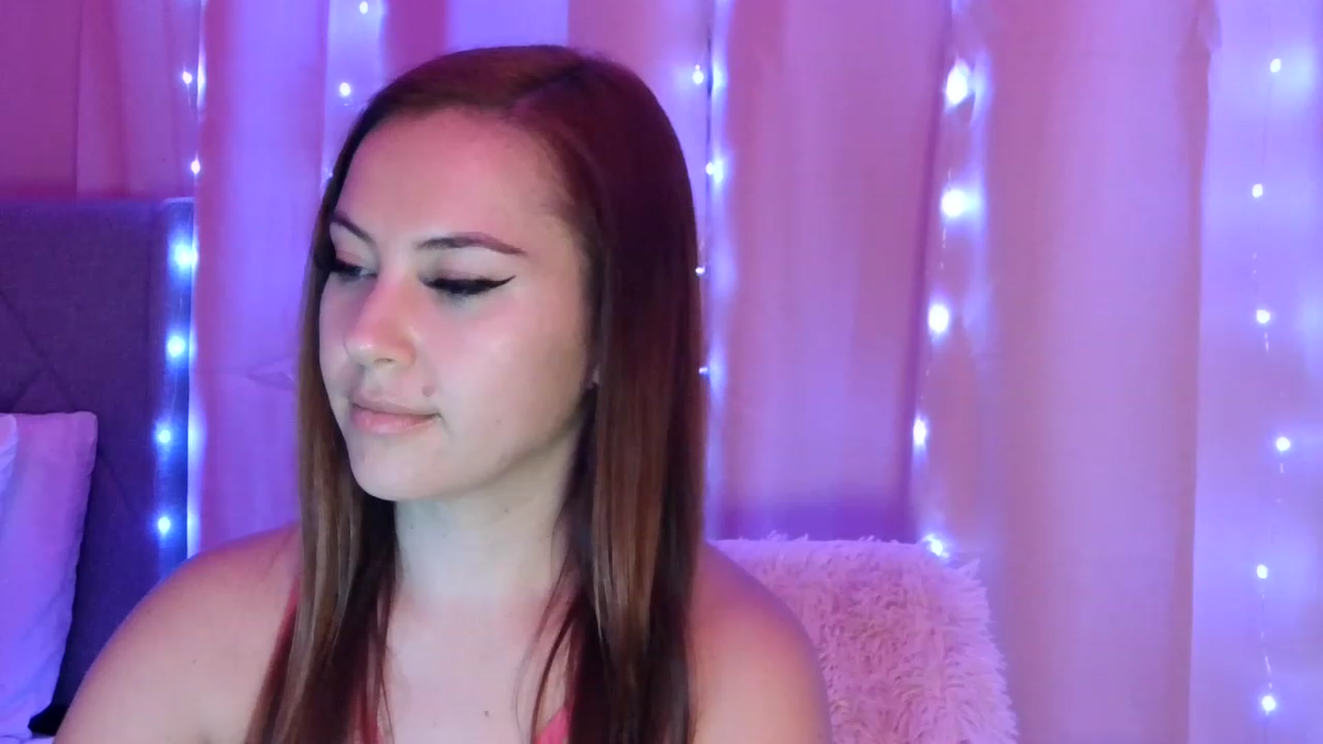 Gallery image thumbnail from Redheademmi's myfreecams stream on, 02/09/2023, 09:22 image 20 of 20