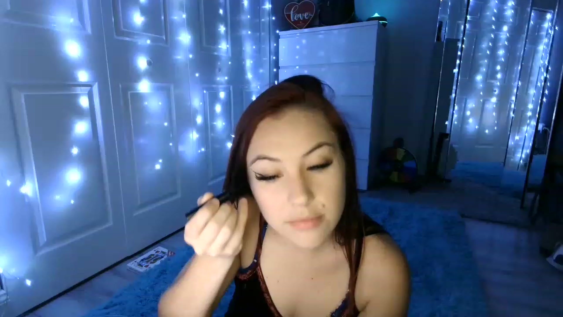 Gallery image thumbnail from Redheademmi's myfreecams stream on, 02/17/2023, 04:22 image 5 of 20