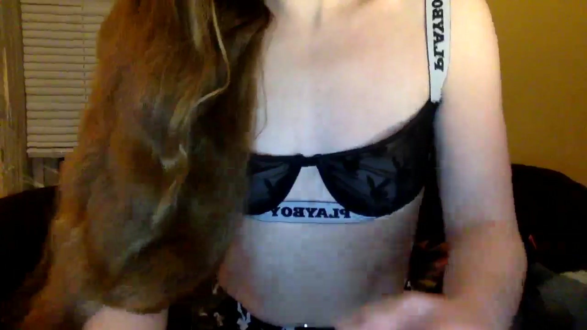 Gallery image thumbnail from Redheadkitty1's myfreecams stream on, 02/09/2026, 10:15 image 7 of 20