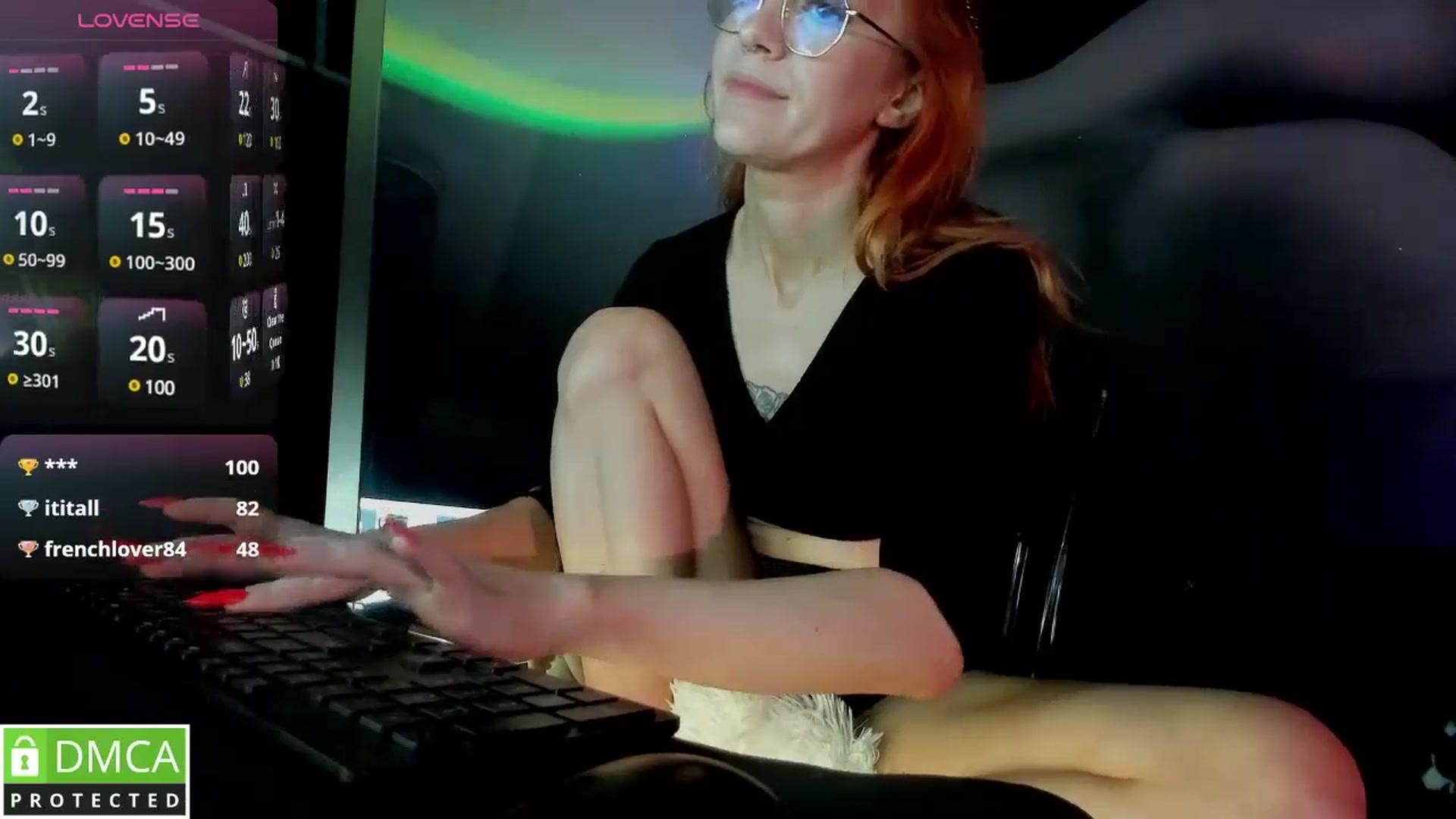 Gallery image thumbnail from Redheadruby's myfreecams stream on, 12/24/2024, 12:51 image 17 of 20
