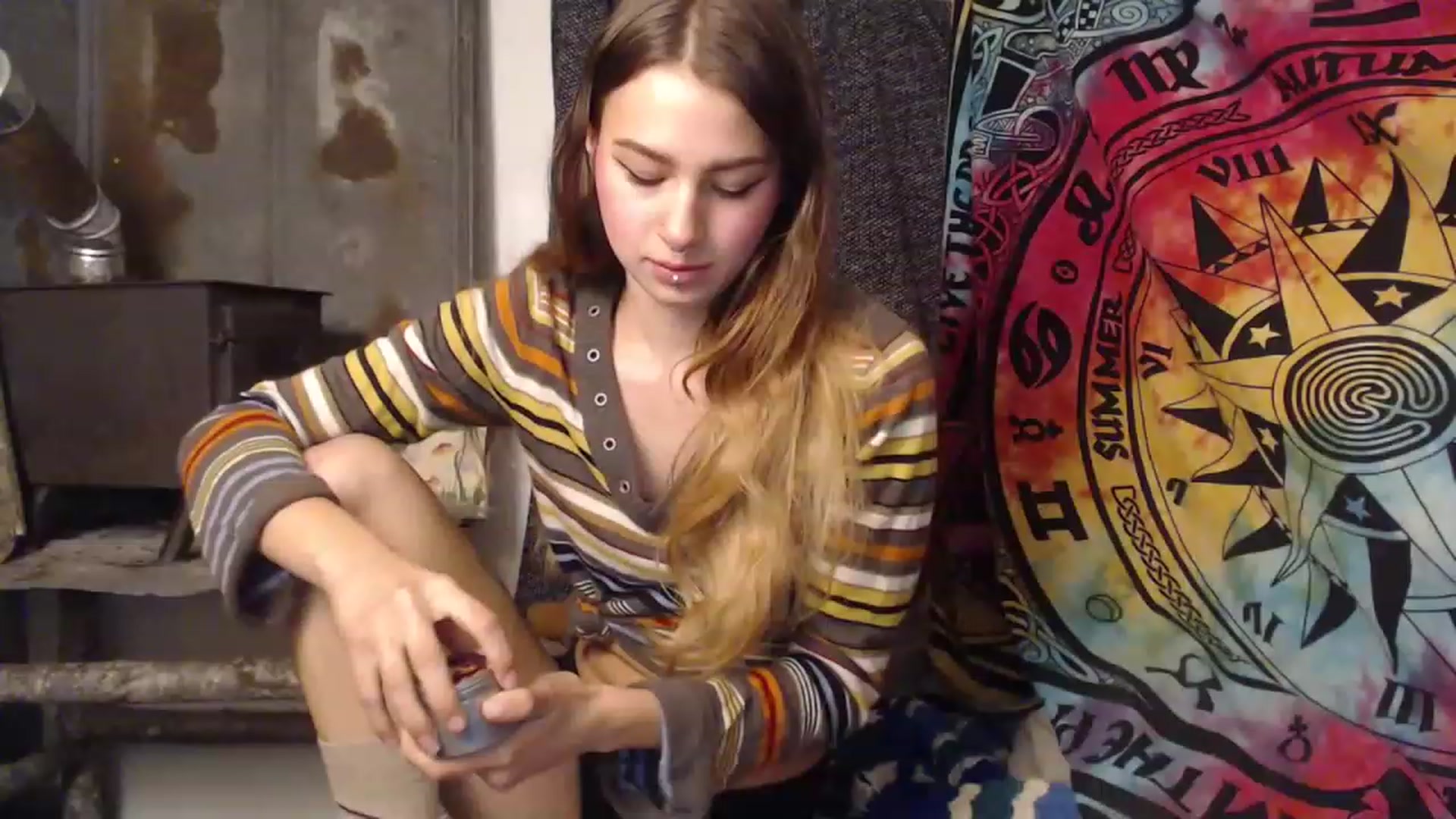 Gallery image thumbnail from Reefandkief's myfreecams stream on, 11/23/2022, 07:25 image 6 of 20