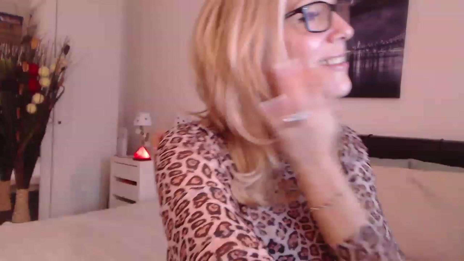 Gallery image thumbnail from Reeya71's myfreecams stream on, 12/02/2022, 09:19 image 2 of 20