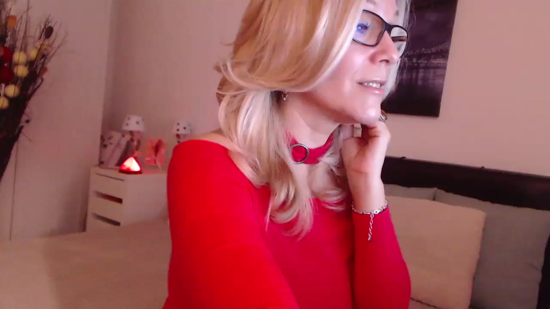 Gallery image thumbnail from Reeya71's myfreecams stream on, 12/06/2022, 01:57 image 20 of 20
