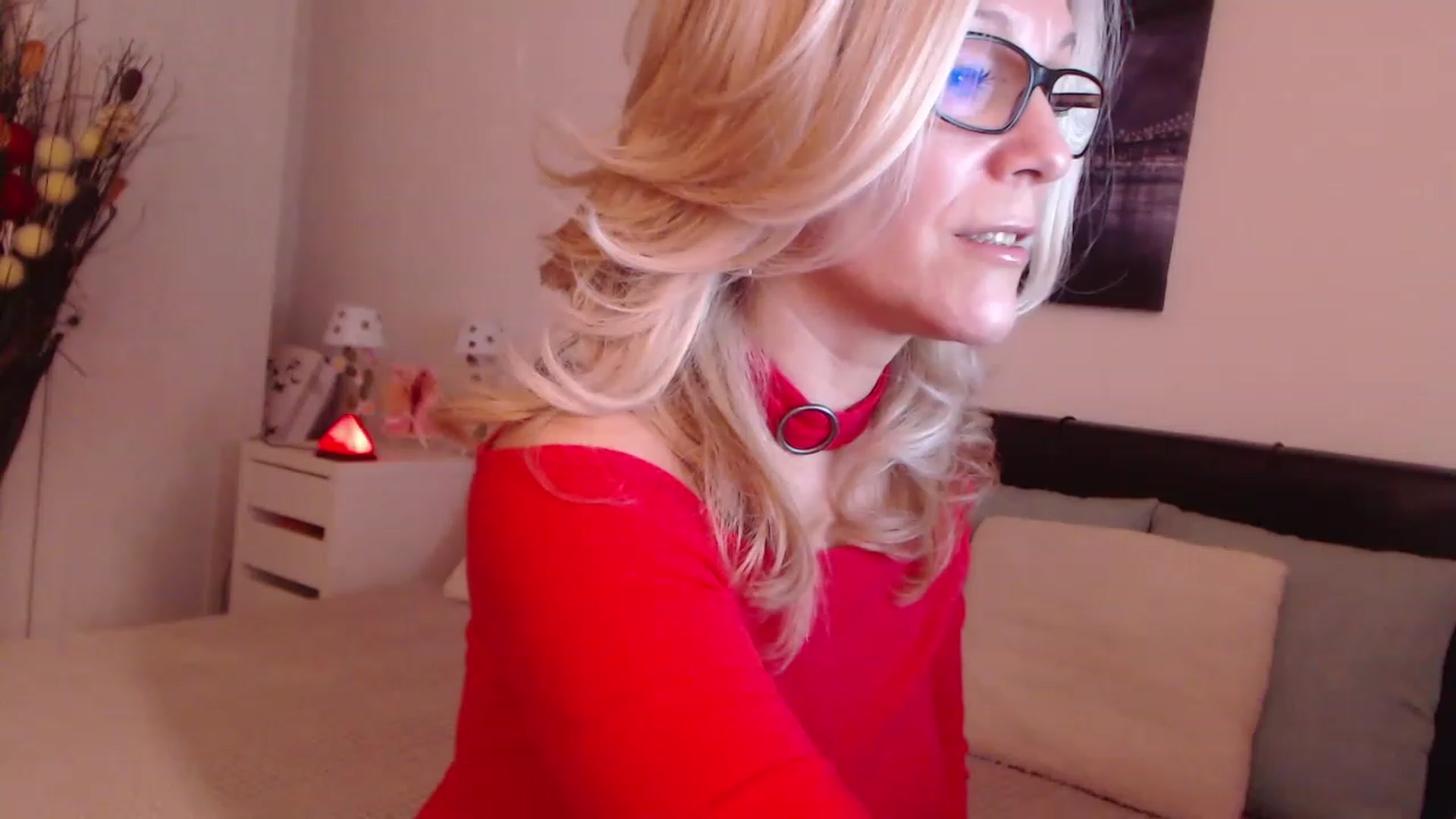 Gallery image thumbnail from Reeya71's myfreecams stream on, 12/06/2022, 01:57 image 18 of 20