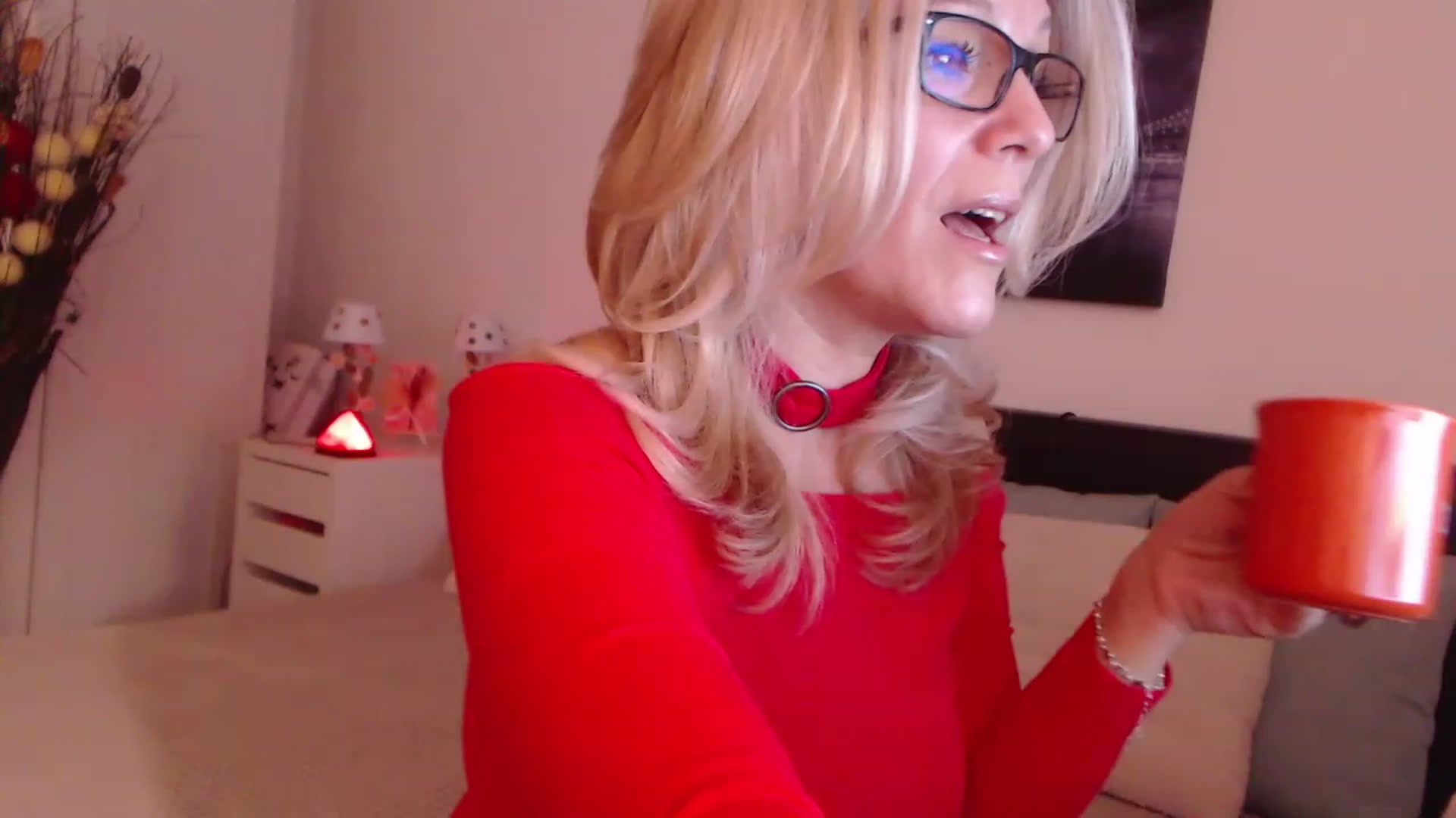Gallery image thumbnail from Reeya71's myfreecams stream on, 12/06/2022, 02:42 image 18 of 20