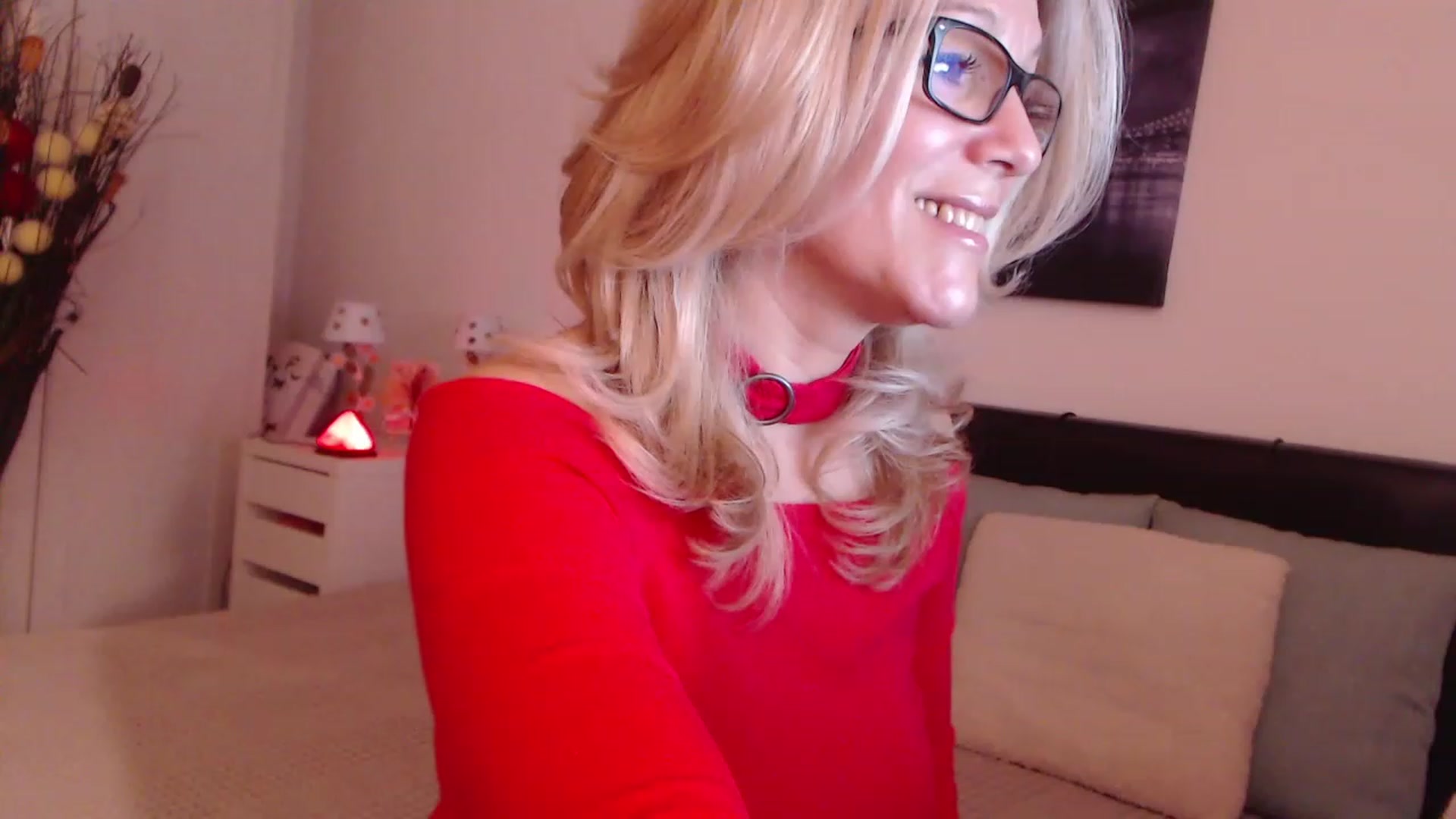 Gallery image thumbnail from Reeya71's myfreecams stream on, 12/06/2022, 02:42 image 11 of 20