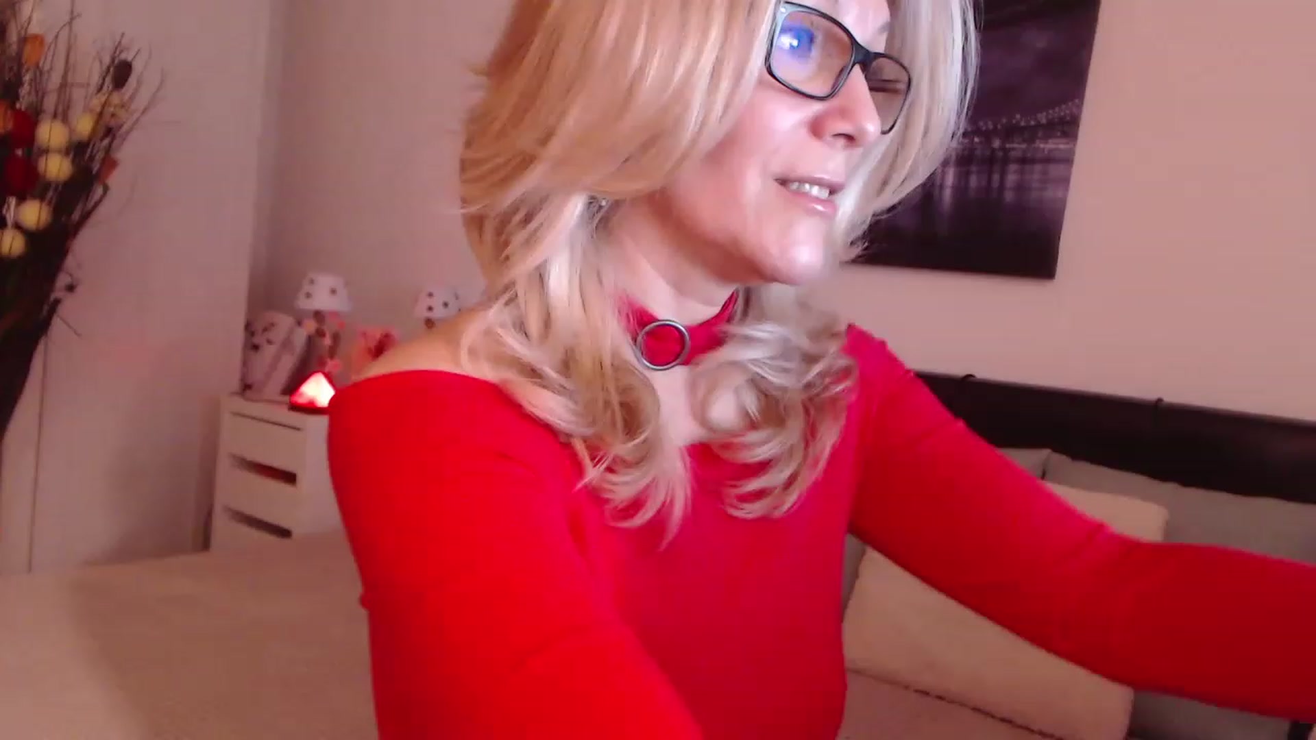 Gallery image thumbnail from Reeya71's myfreecams stream on, 12/06/2022, 02:42 image 1 of 20