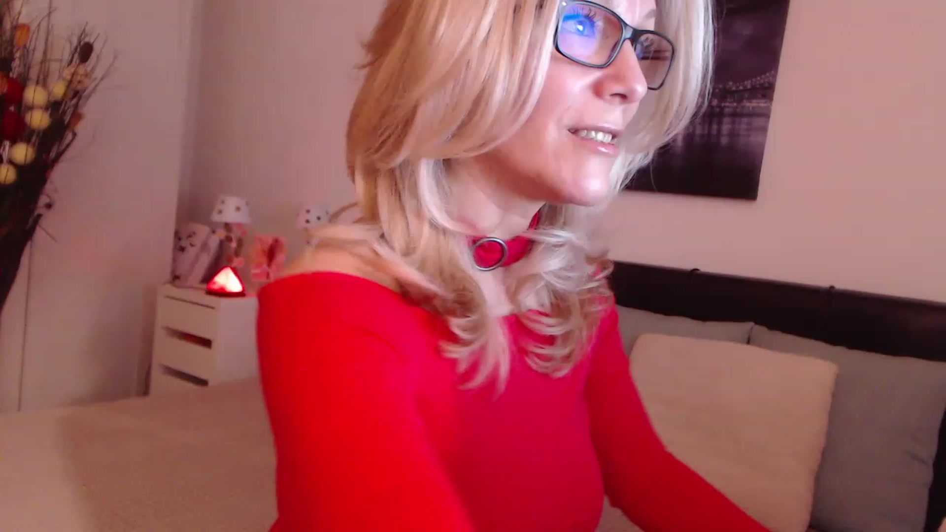 Gallery image thumbnail from Reeya71's myfreecams stream on, 12/06/2022, 02:42 image 7 of 20