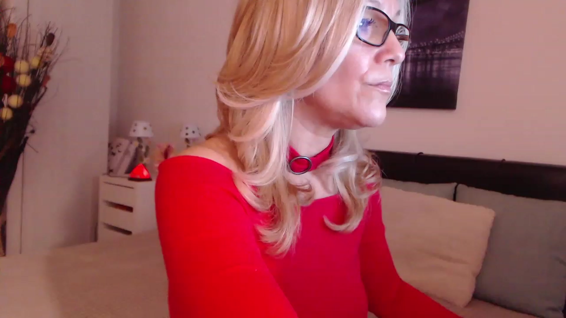 Gallery image thumbnail from Reeya71's myfreecams stream on, 12/06/2022, 04:05 image 18 of 20