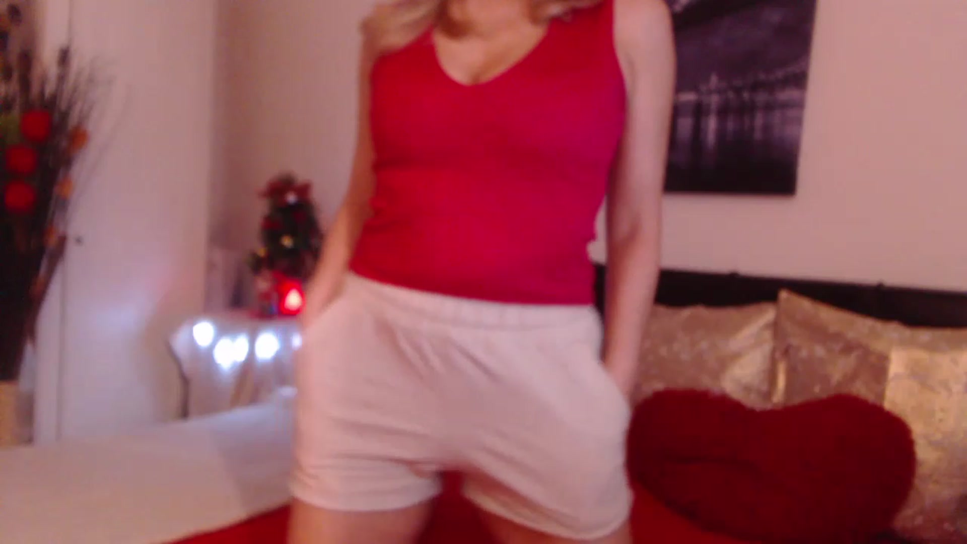 Gallery image thumbnail from Reeya71's myfreecams stream on, 12/19/2022, 03:38 image 14 of 20