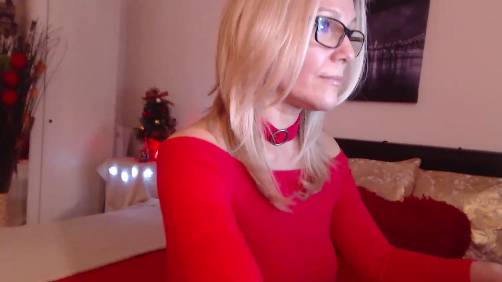 Gallery image thumbnail from Reeya71's myfreecams stream on, 12/22/2022, 03:20 image 14 of 20