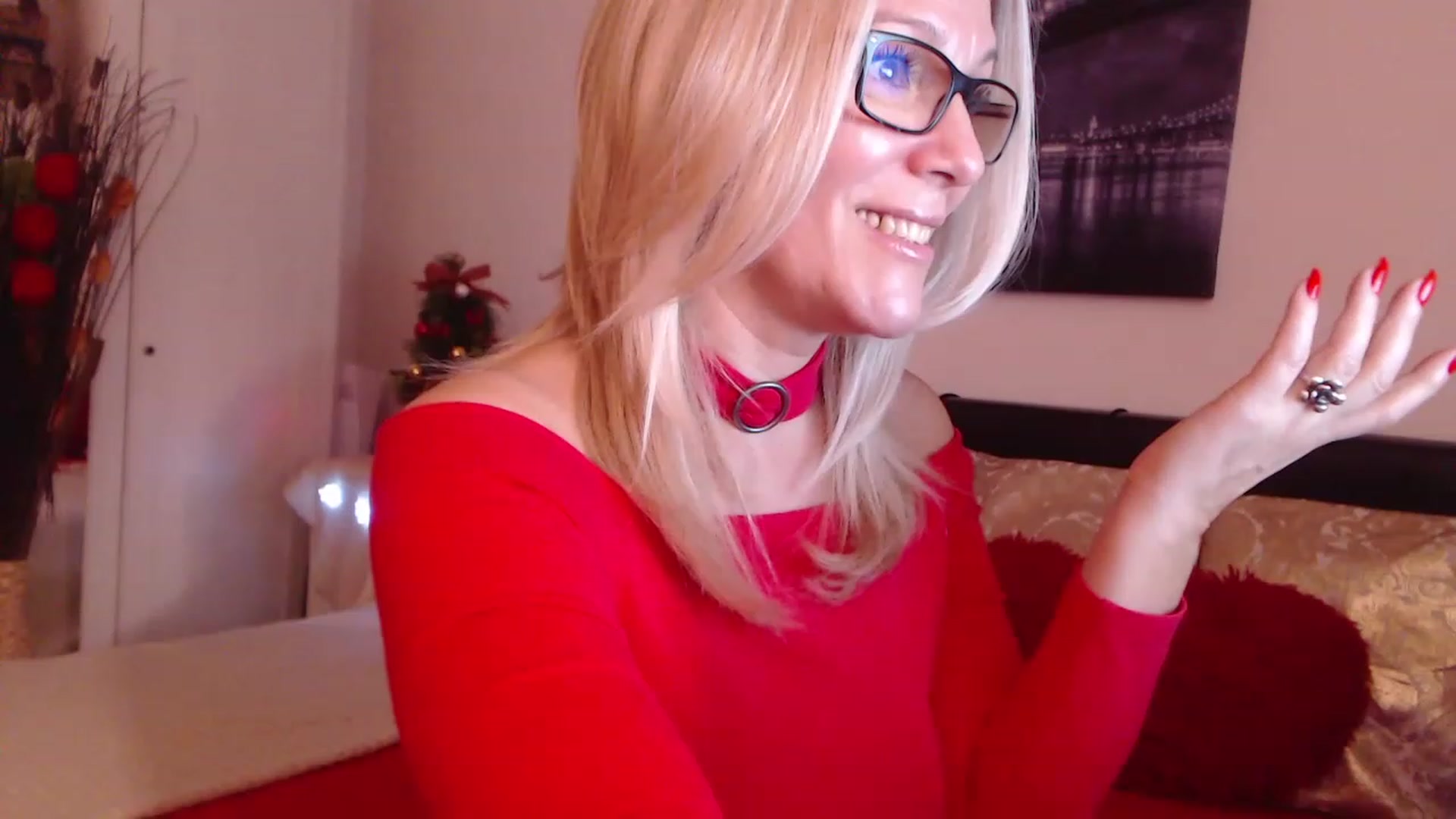 Gallery image thumbnail from Reeya71's myfreecams stream on, 12/22/2022, 03:20 image 9 of 20
