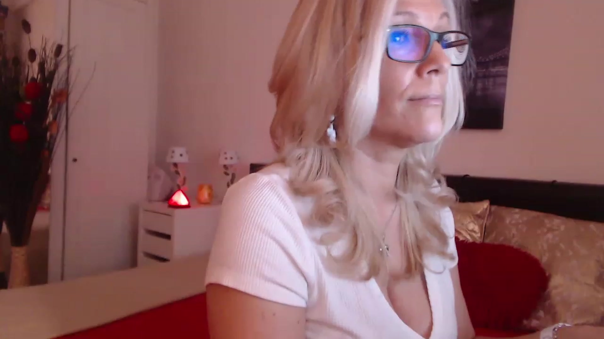 Gallery image thumbnail from Reeya71's myfreecams stream on, 01/18/2023, 09:35 image 18 of 20