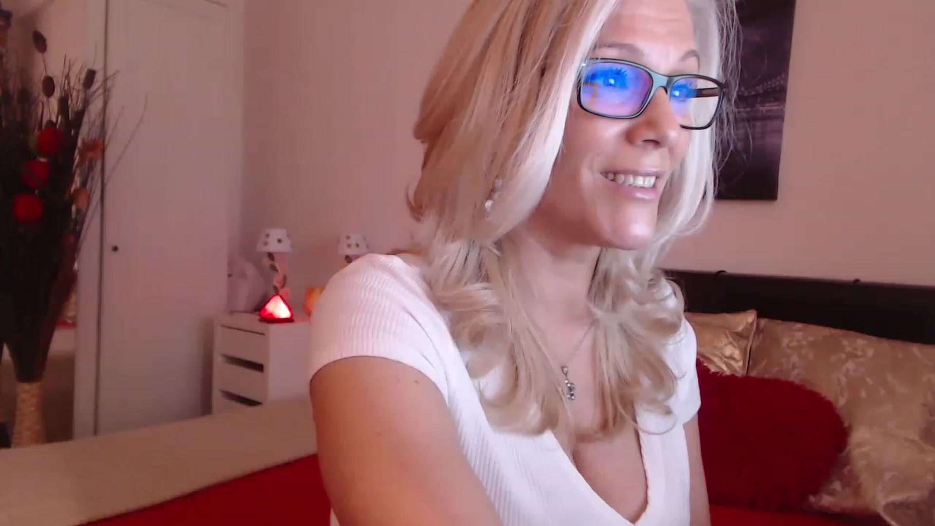 Gallery image thumbnail from Reeya71's myfreecams stream on, 01/18/2023, 09:35 image 20 of 20