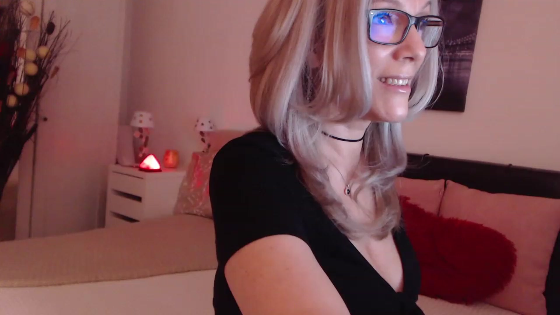 Gallery image thumbnail from Reeya71's myfreecams stream on, 02/21/2023, 03:18 image 20 of 20