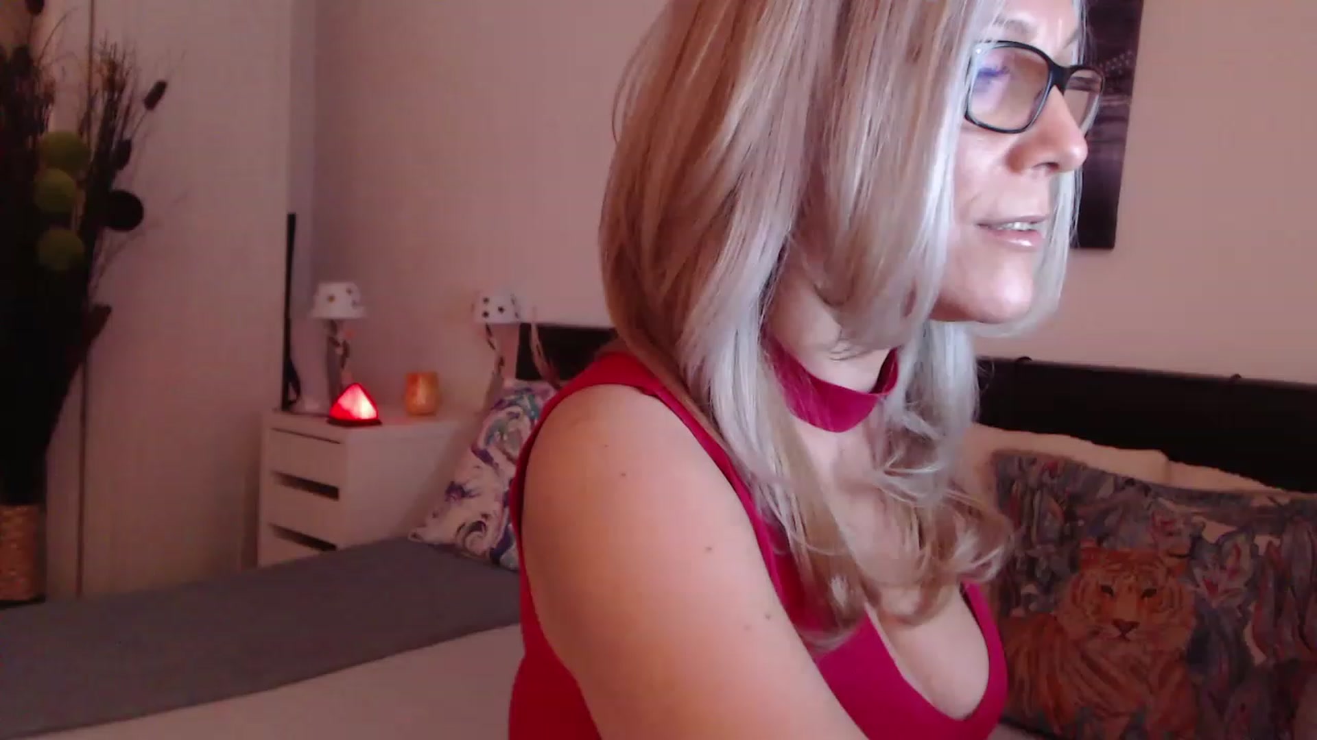 Gallery image thumbnail from Reeya71's myfreecams stream on, 02/27/2023, 04:15 image 19 of 20