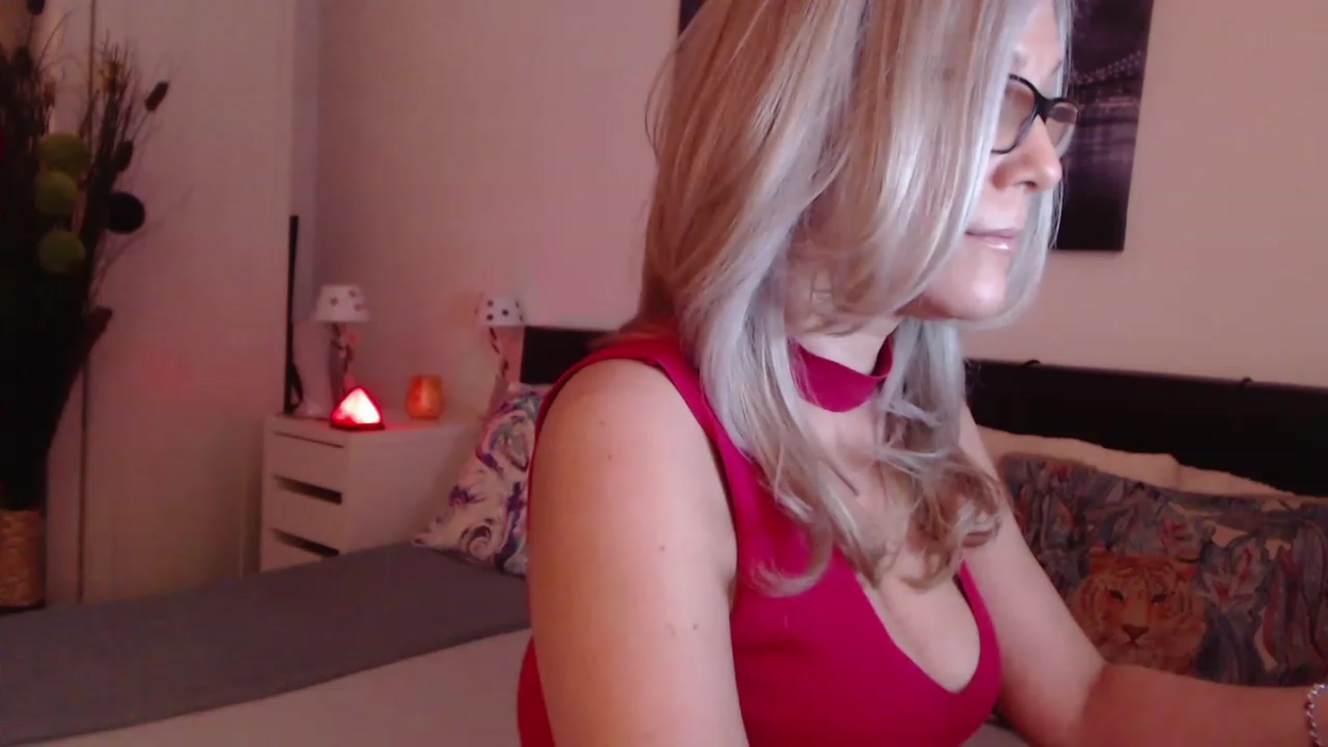 Gallery image thumbnail from Reeya71's myfreecams stream on, 02/27/2023, 04:15 image 14 of 20
