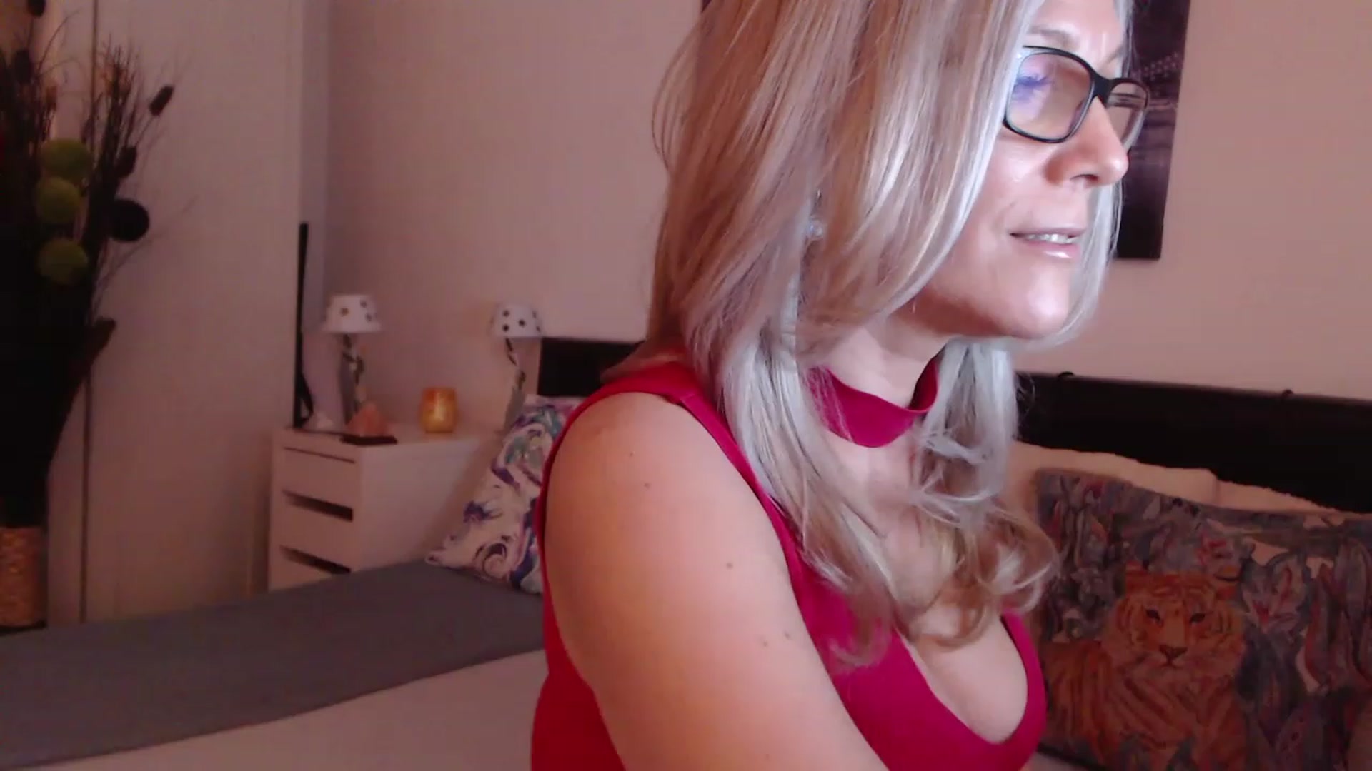 Gallery image thumbnail from Reeya71's myfreecams stream on, 02/27/2023, 04:15 image 12 of 20