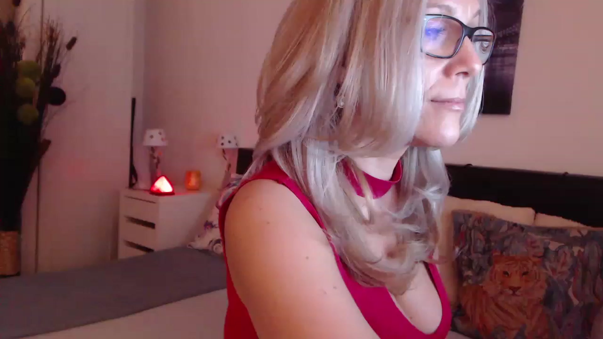 Gallery image thumbnail from Reeya71's myfreecams stream on, 02/27/2023, 06:45 image 9 of 20