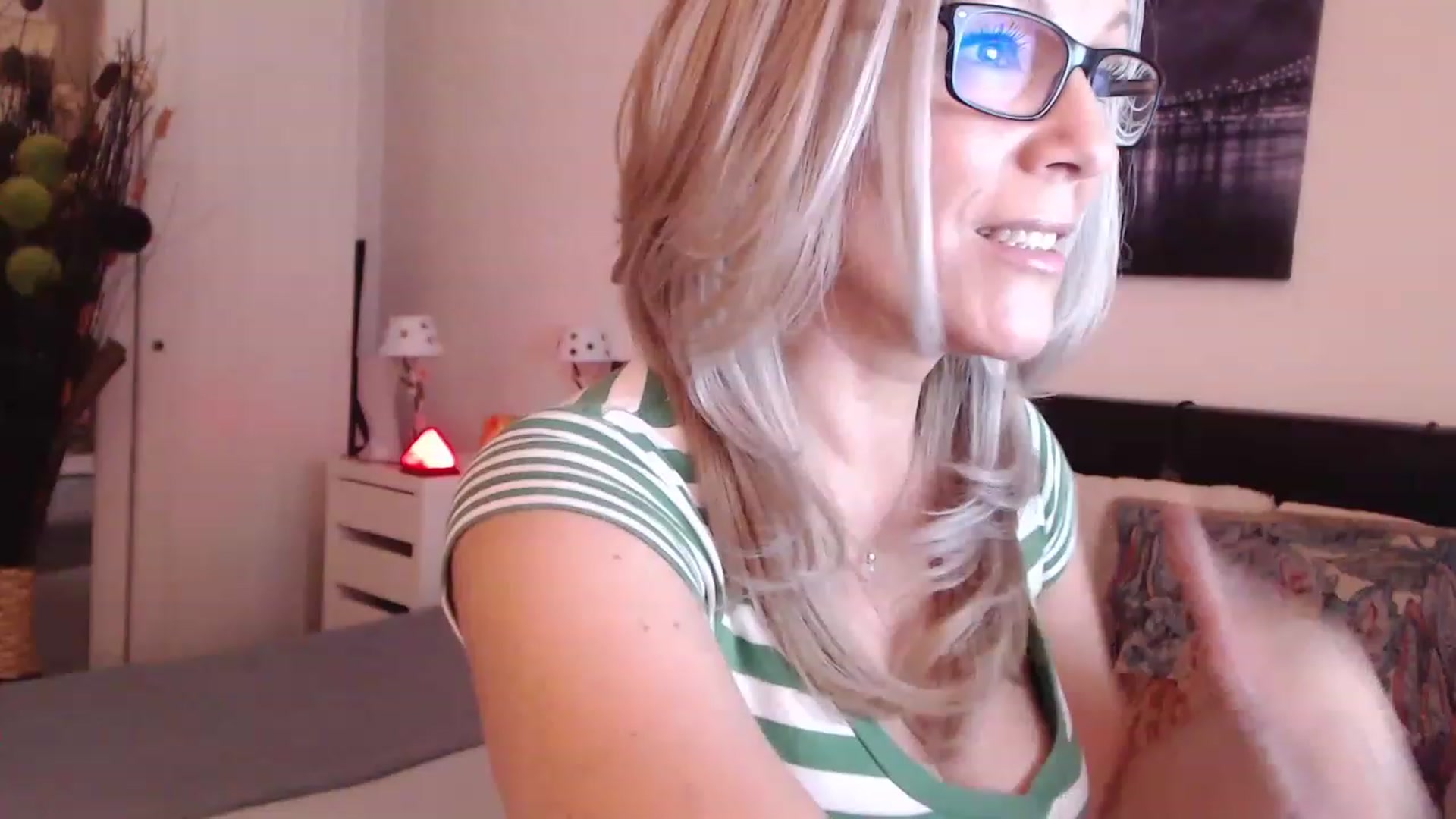 Gallery image thumbnail from Reeya71's myfreecams stream on, 02/28/2023, 07:48 image 11 of 20