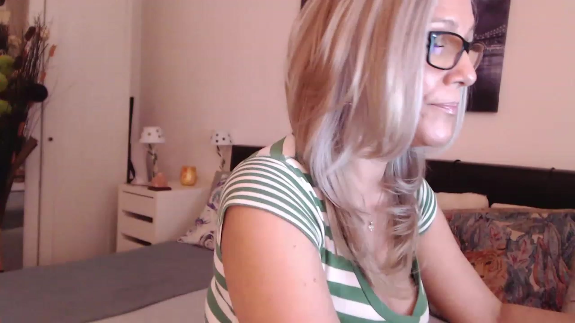 Gallery image thumbnail from Reeya71's myfreecams stream on, 02/28/2023, 08:35 image 20 of 20