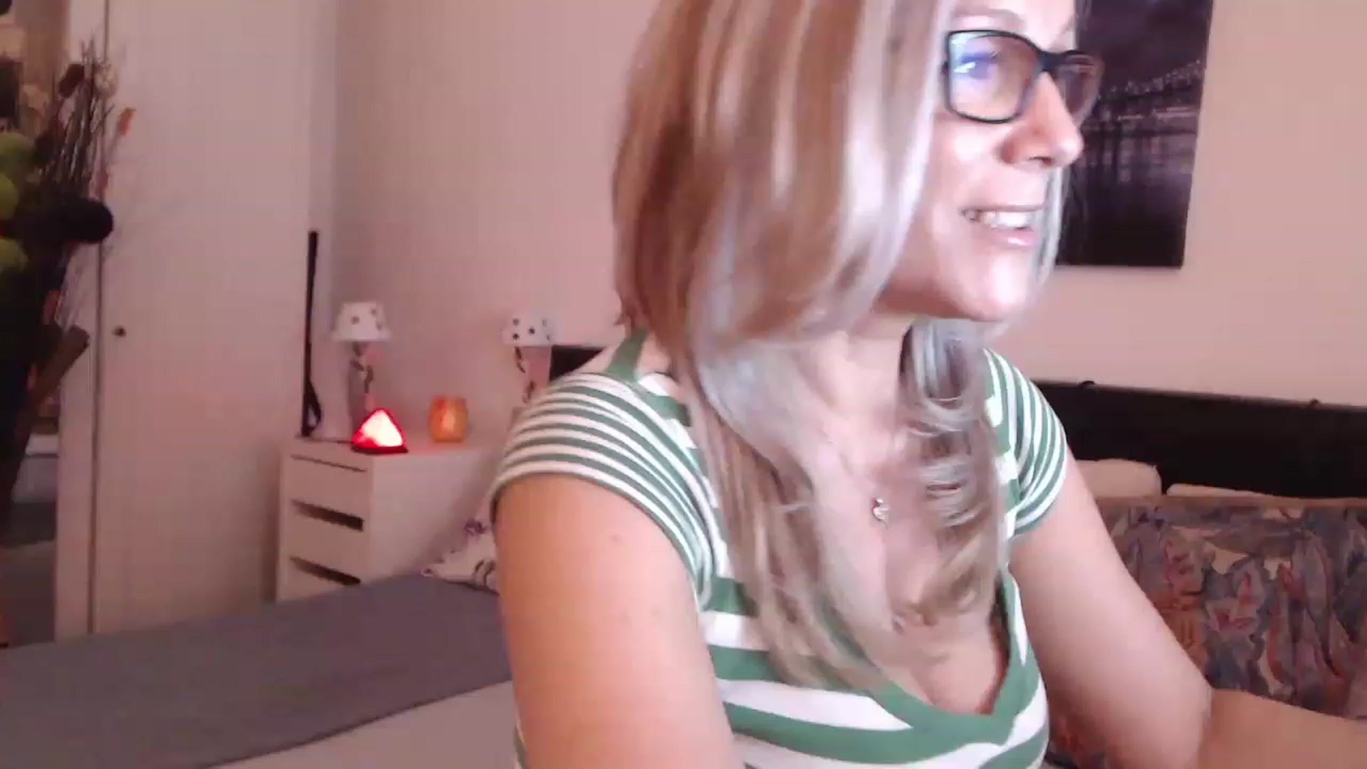 Gallery image thumbnail from Reeya71's myfreecams stream on, 02/28/2023, 09:31 image 5 of 20