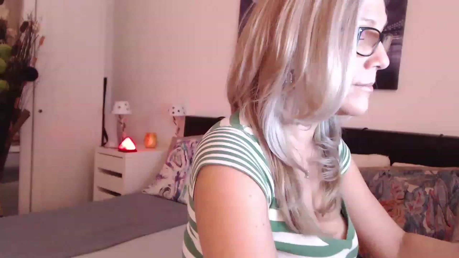 Gallery image thumbnail from Reeya71's myfreecams stream on, 02/28/2023, 09:31 image 1 of 20