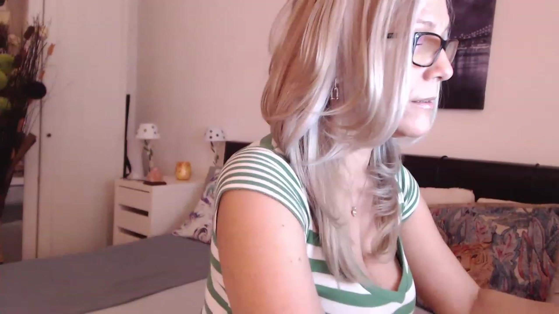 Gallery image thumbnail from Reeya71's myfreecams stream on, 02/28/2023, 09:31 image 19 of 20