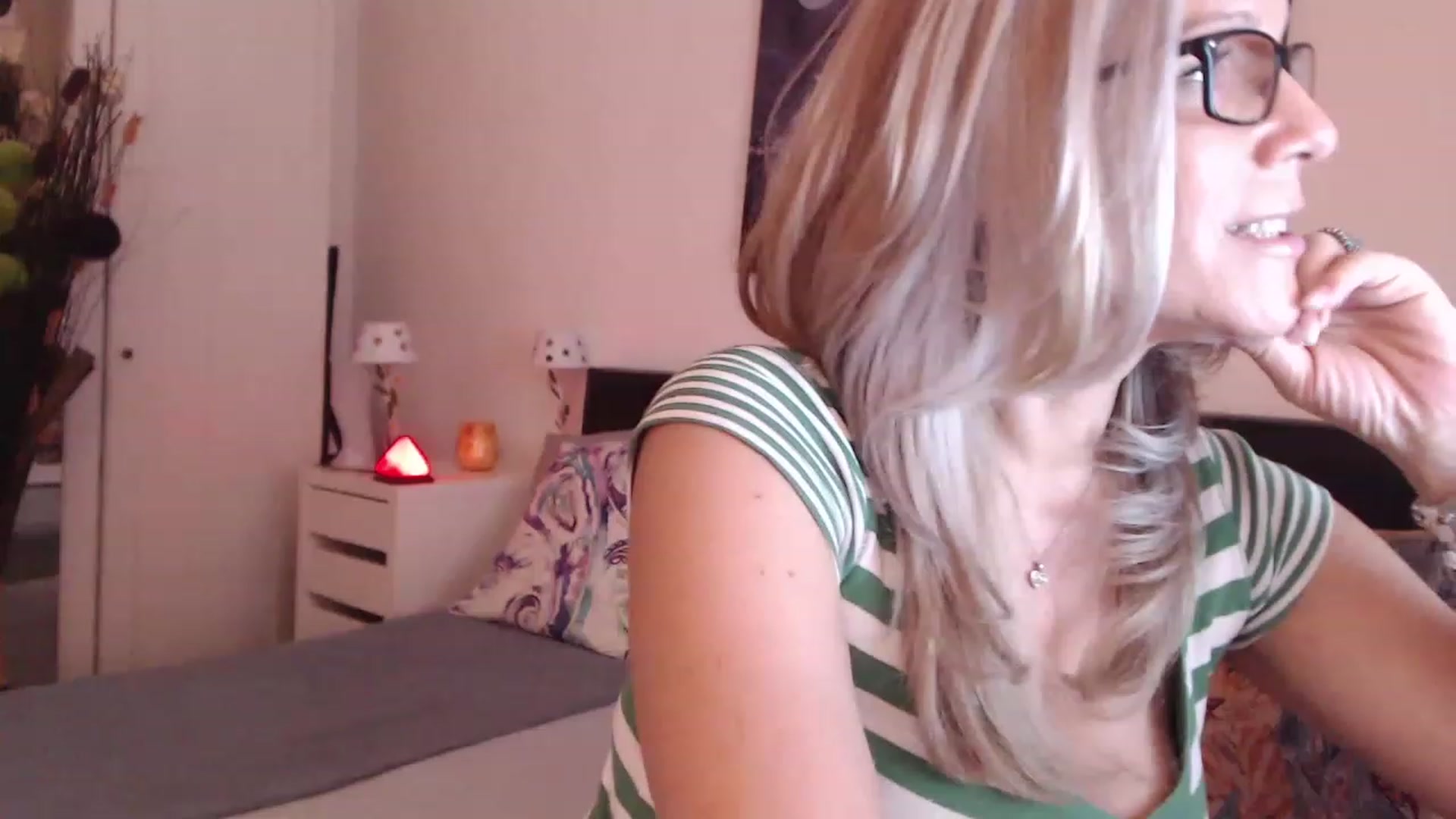 Gallery image thumbnail from Reeya71's myfreecams stream on, 02/28/2023, 09:31 image 6 of 20
