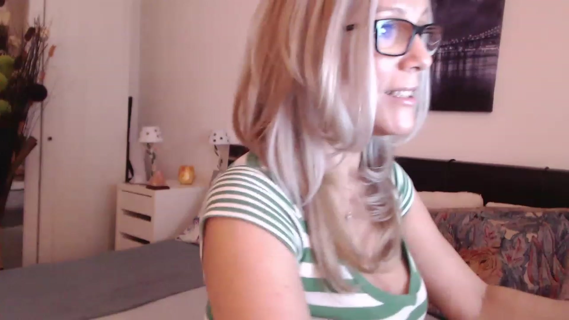 Gallery image thumbnail from Reeya71's myfreecams stream on, 02/28/2023, 09:31 image 15 of 20