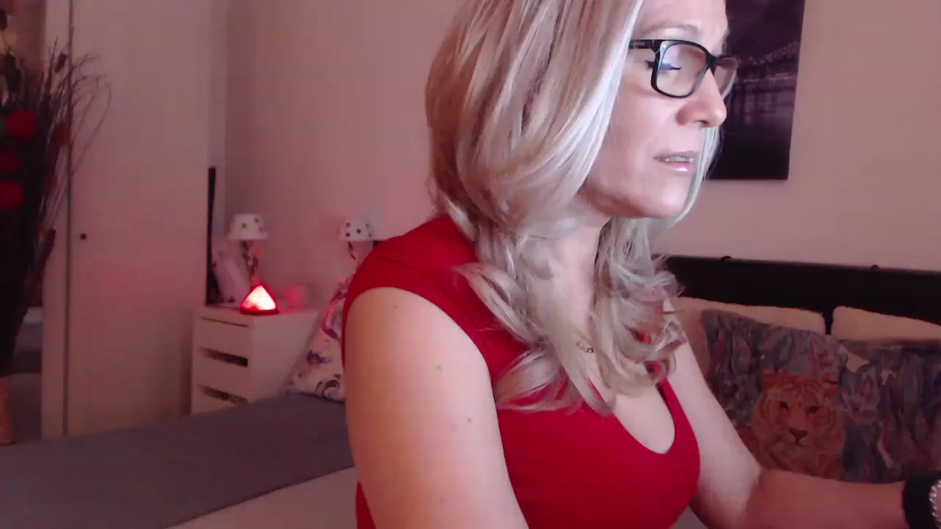 Gallery image thumbnail from Reeya71's myfreecams stream on, 03/14/2023, 02:59 image 15 of 20