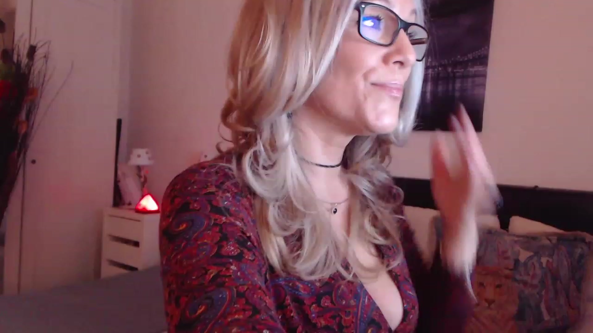 Gallery image thumbnail from Reeya71's myfreecams stream on, 03/17/2023, 02:19 image 9 of 20