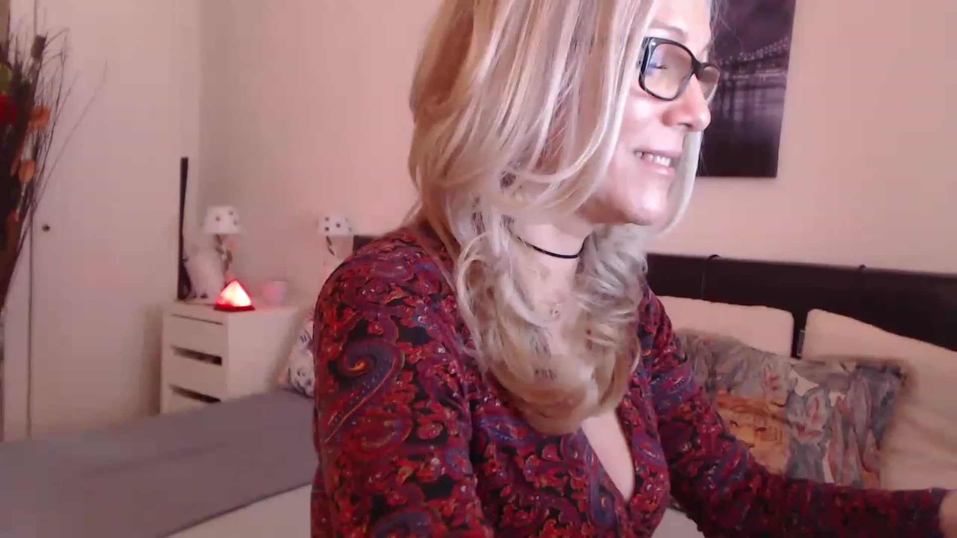Gallery image thumbnail from Reeya71's myfreecams stream on, 03/17/2023, 10:50 image 19 of 20