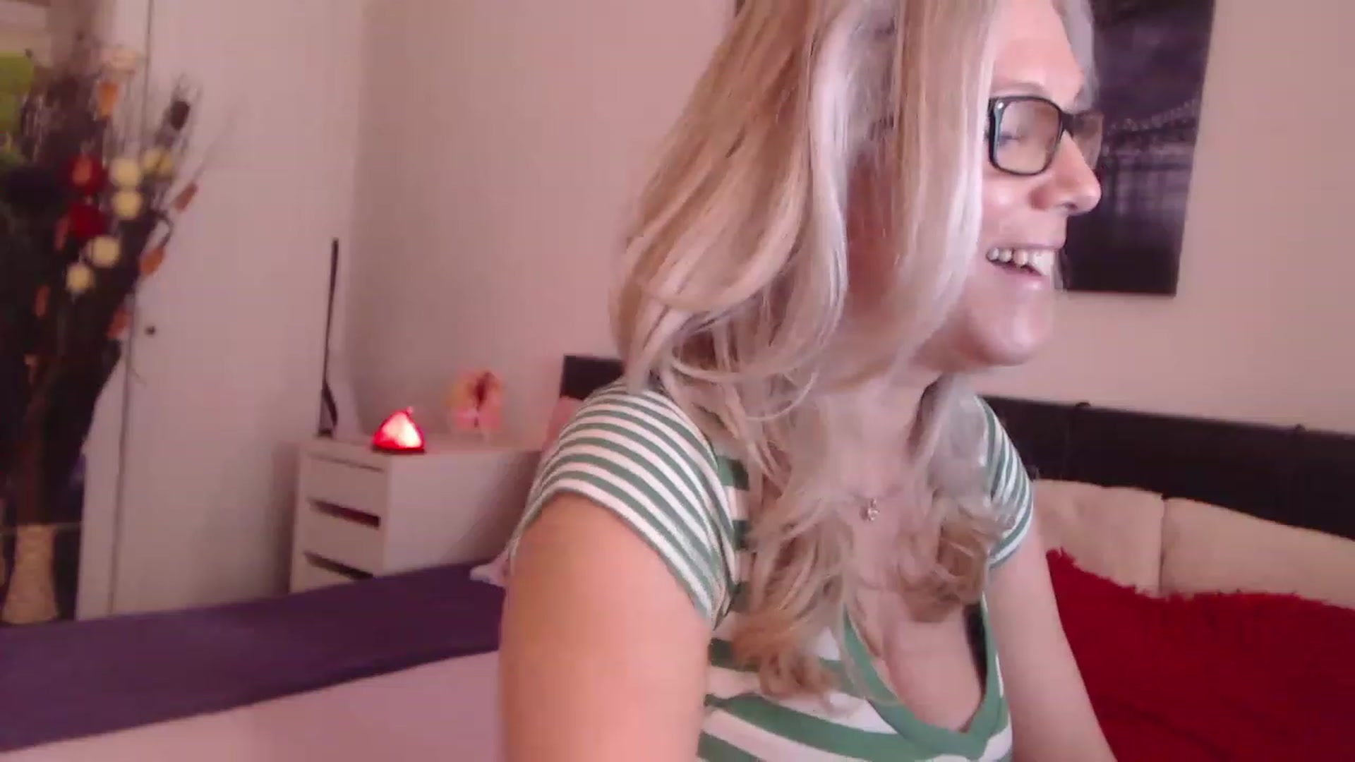 Gallery image thumbnail from Reeya71's myfreecams stream on, 03/21/2023, 10:43 image 19 of 20